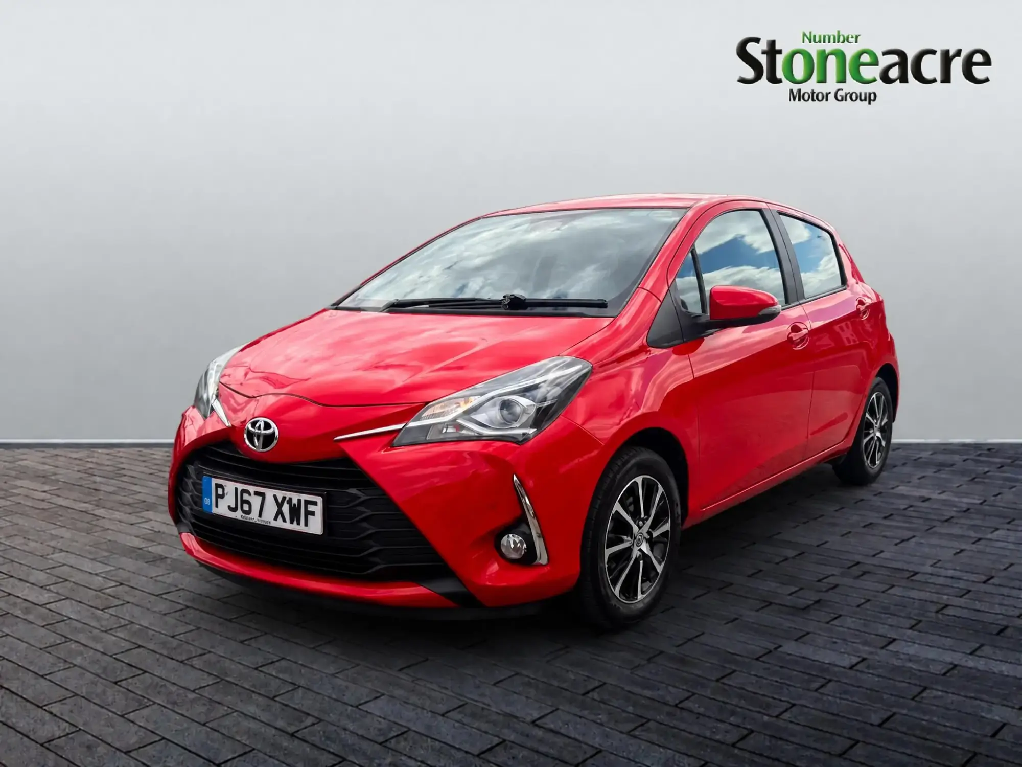 Toyota Yaris Image 3 Toyota Yaris Image 3