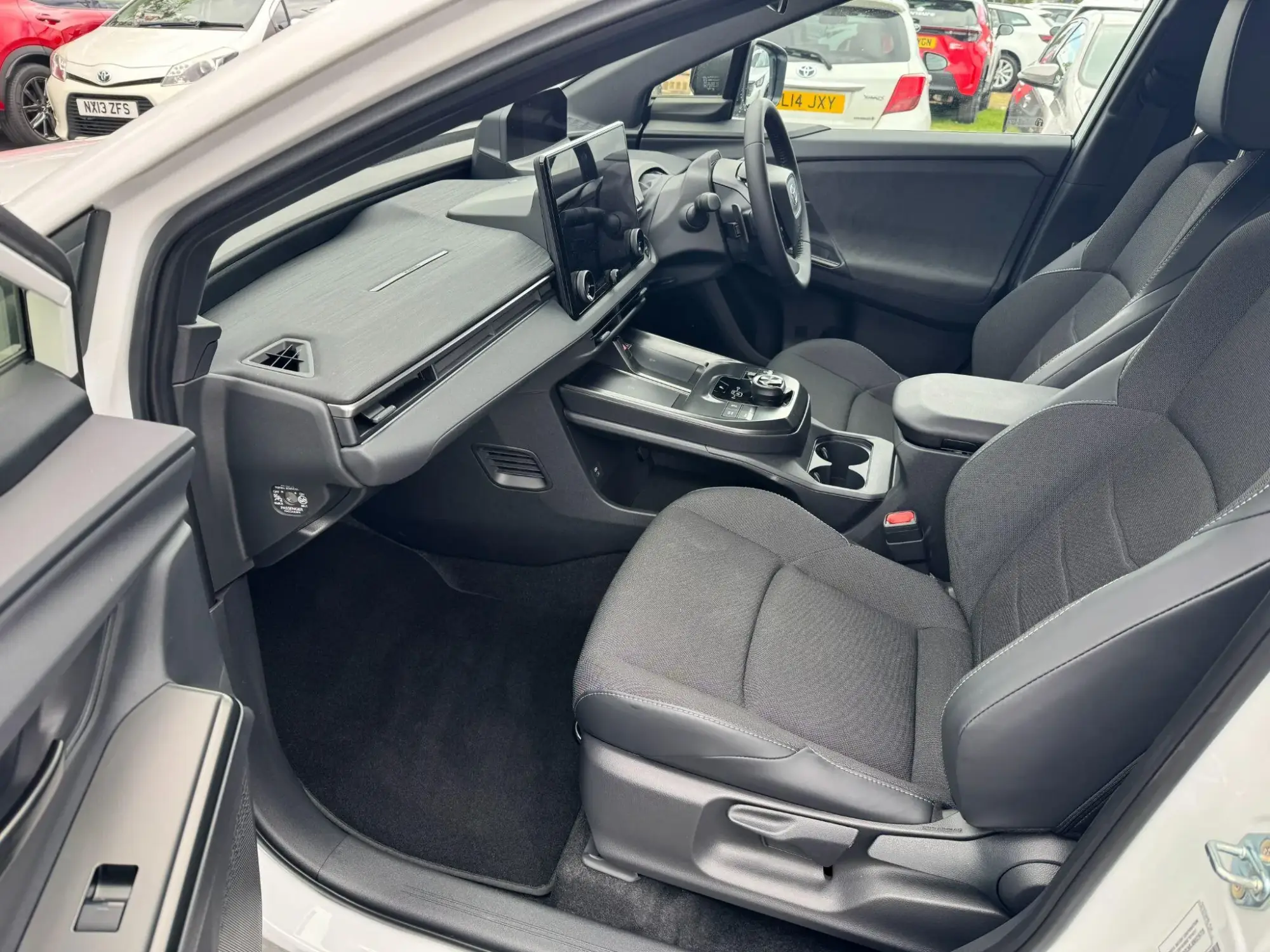 Toyota C-HR+ Image 13 Toyota C-HR+ Image 13