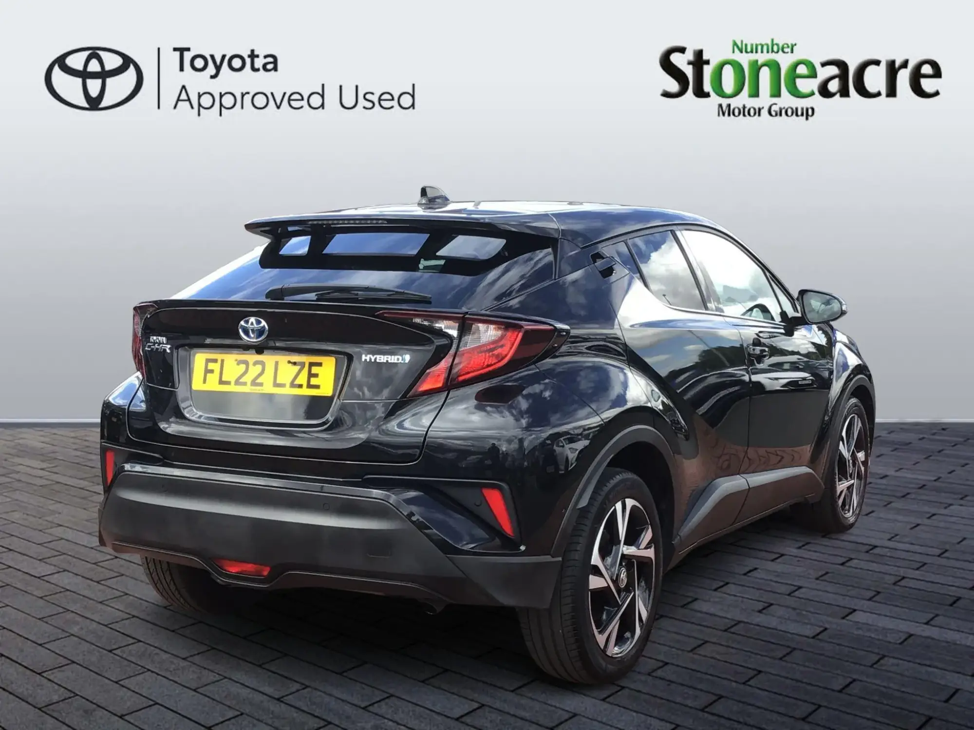 Toyota C-HR Self-Charging Hybrid 1.8 Hybrid Design 5dr CVT FL22LZE Image 2 Toyota C-HR Self-Charging Hybrid 1.8 Hybrid Design 5dr CVT FL22LZE Image 2