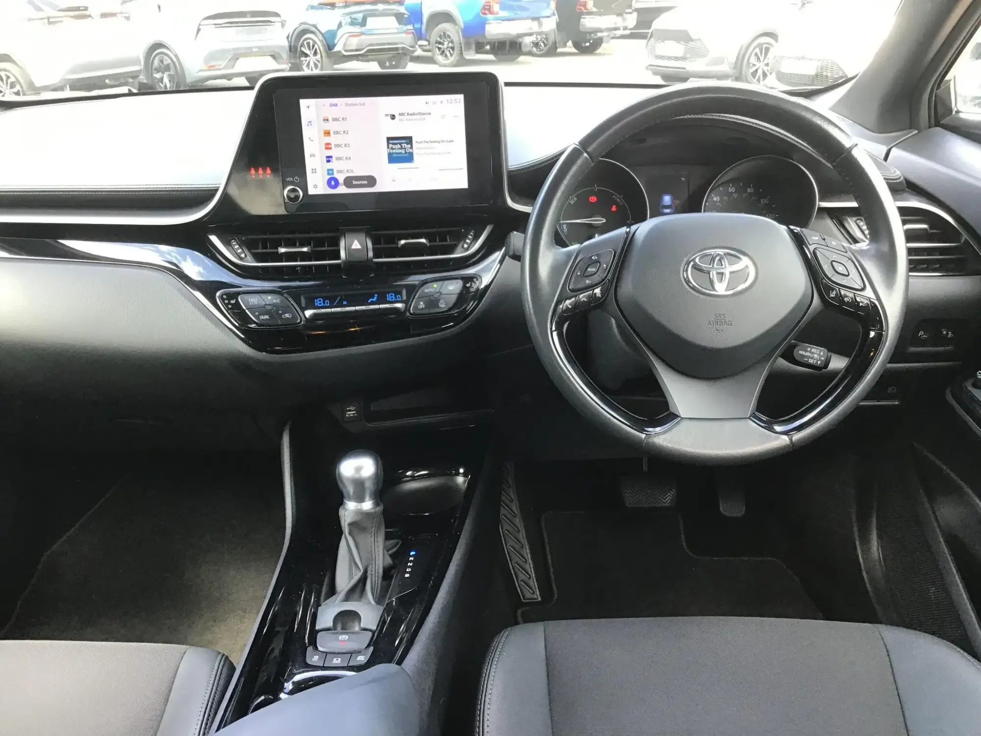 Toyota C-HR Self-Charging Hybrid Image 5