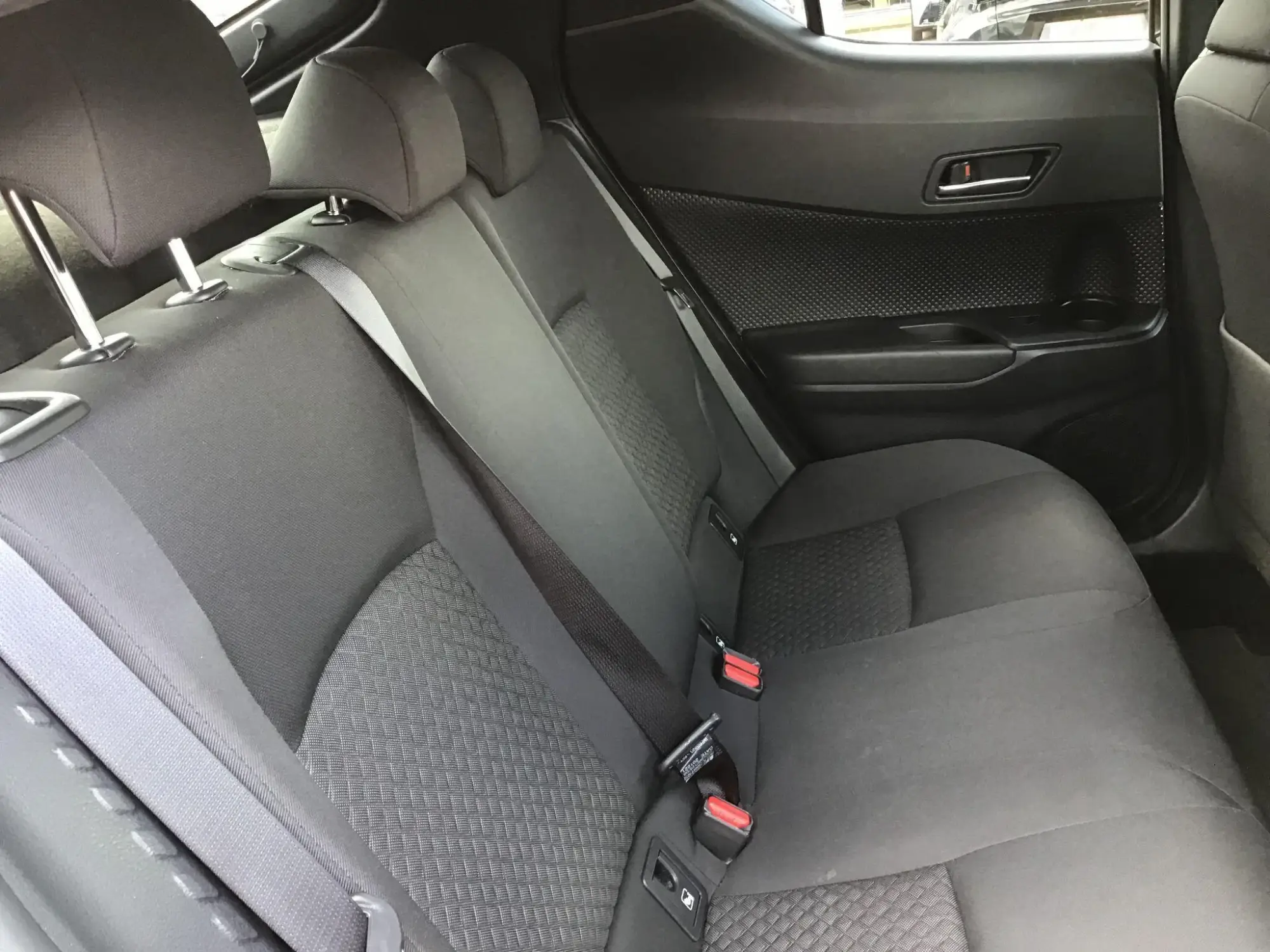 Toyota C-HR Self-Charging Hybrid Image 14