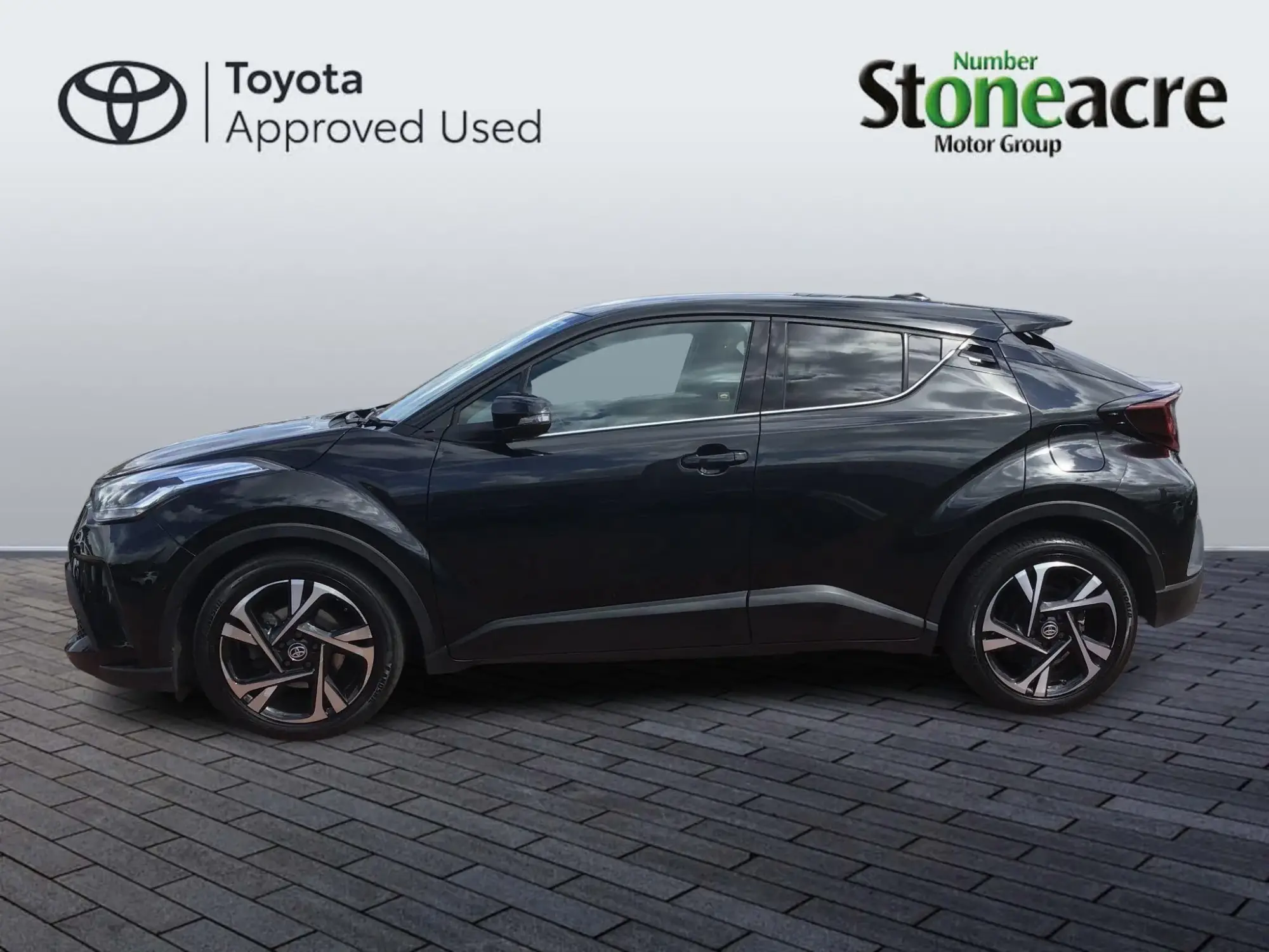 Toyota C-HR Self-Charging Hybrid Image 19