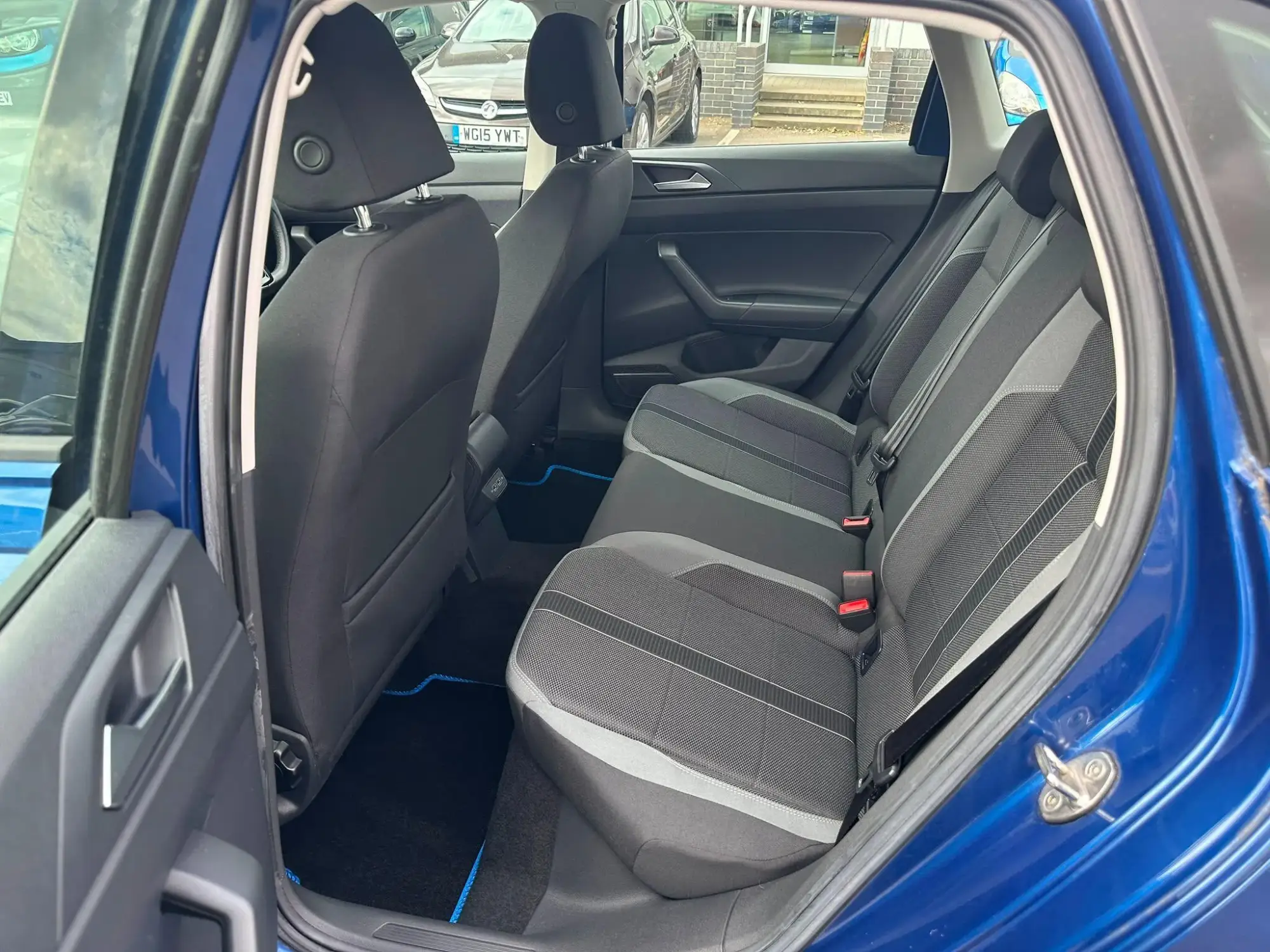 Volkswagen Polo Image 12 Volkswagen Polo Image 12
