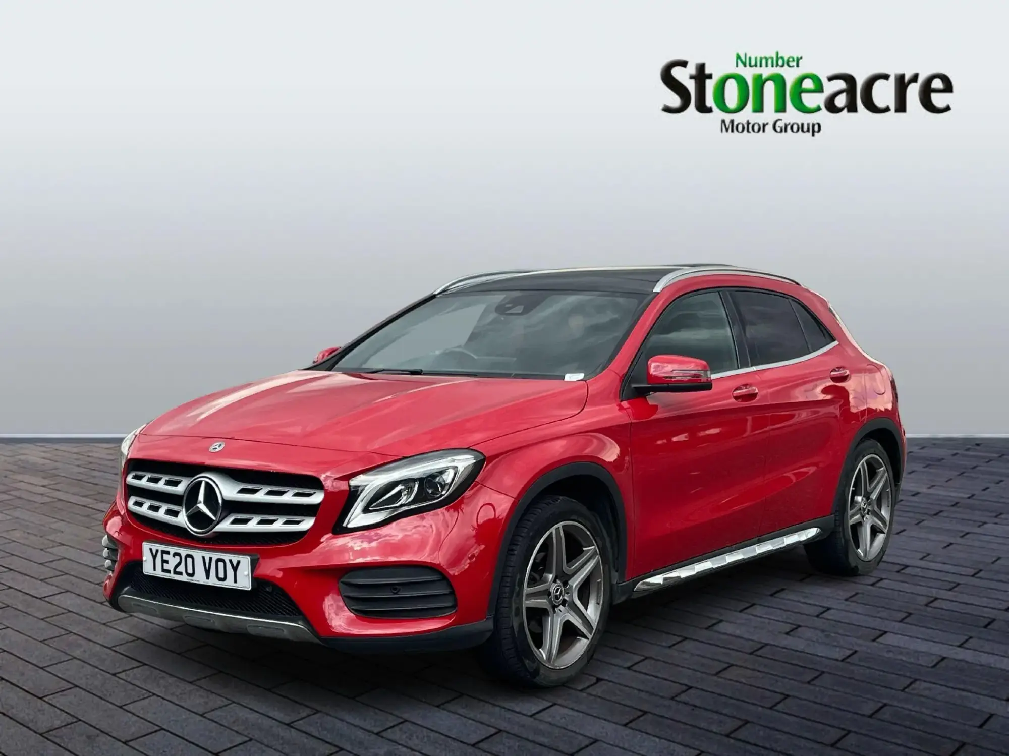 Mercedes-Benz GLA Image 3