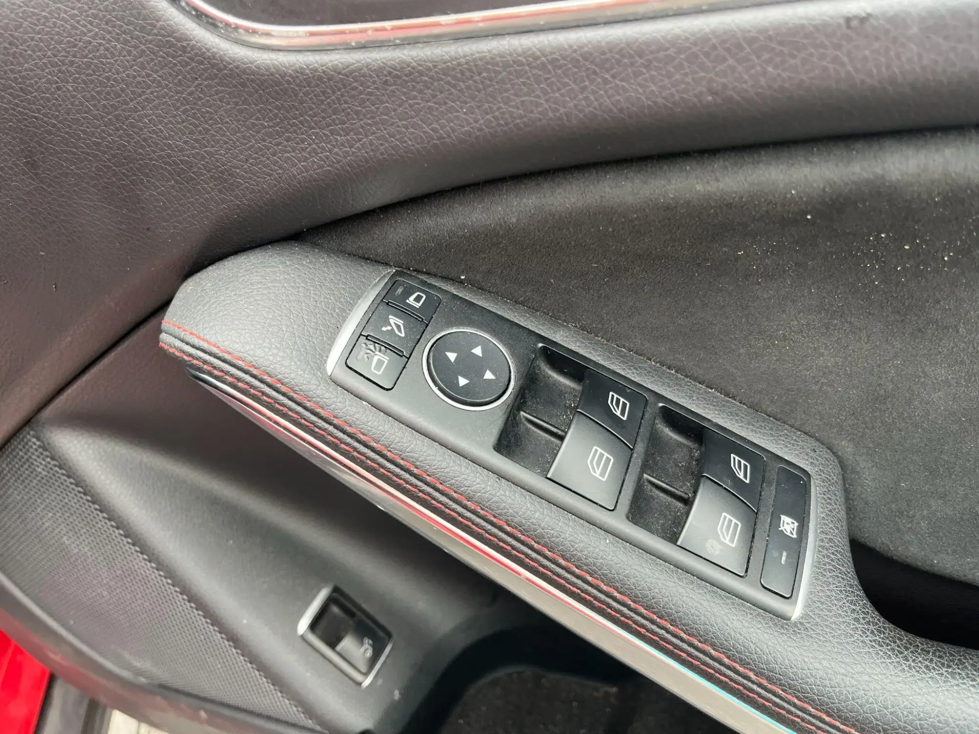 Mercedes-Benz GLA Image 19