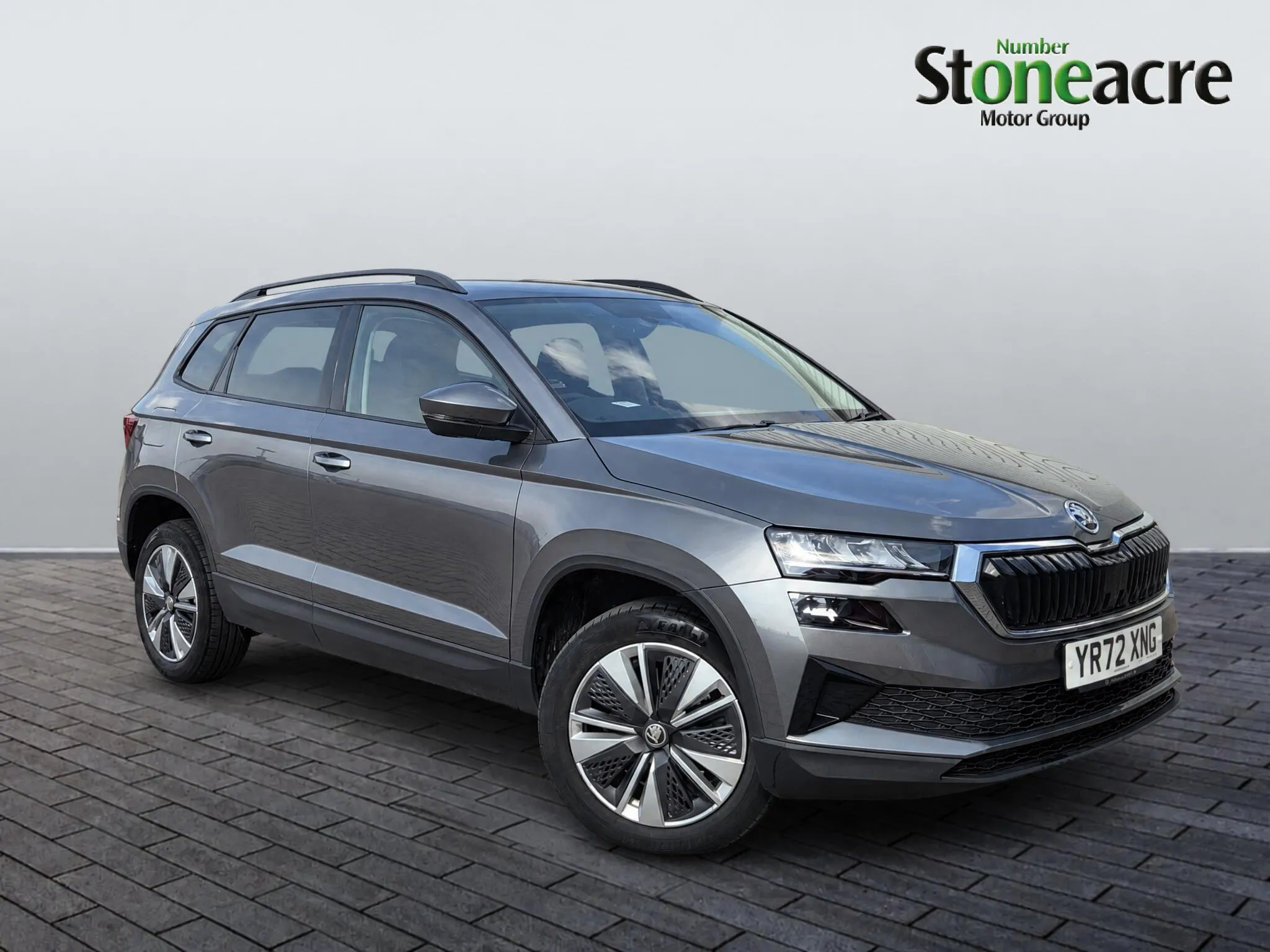 Skoda Karoq listing photo