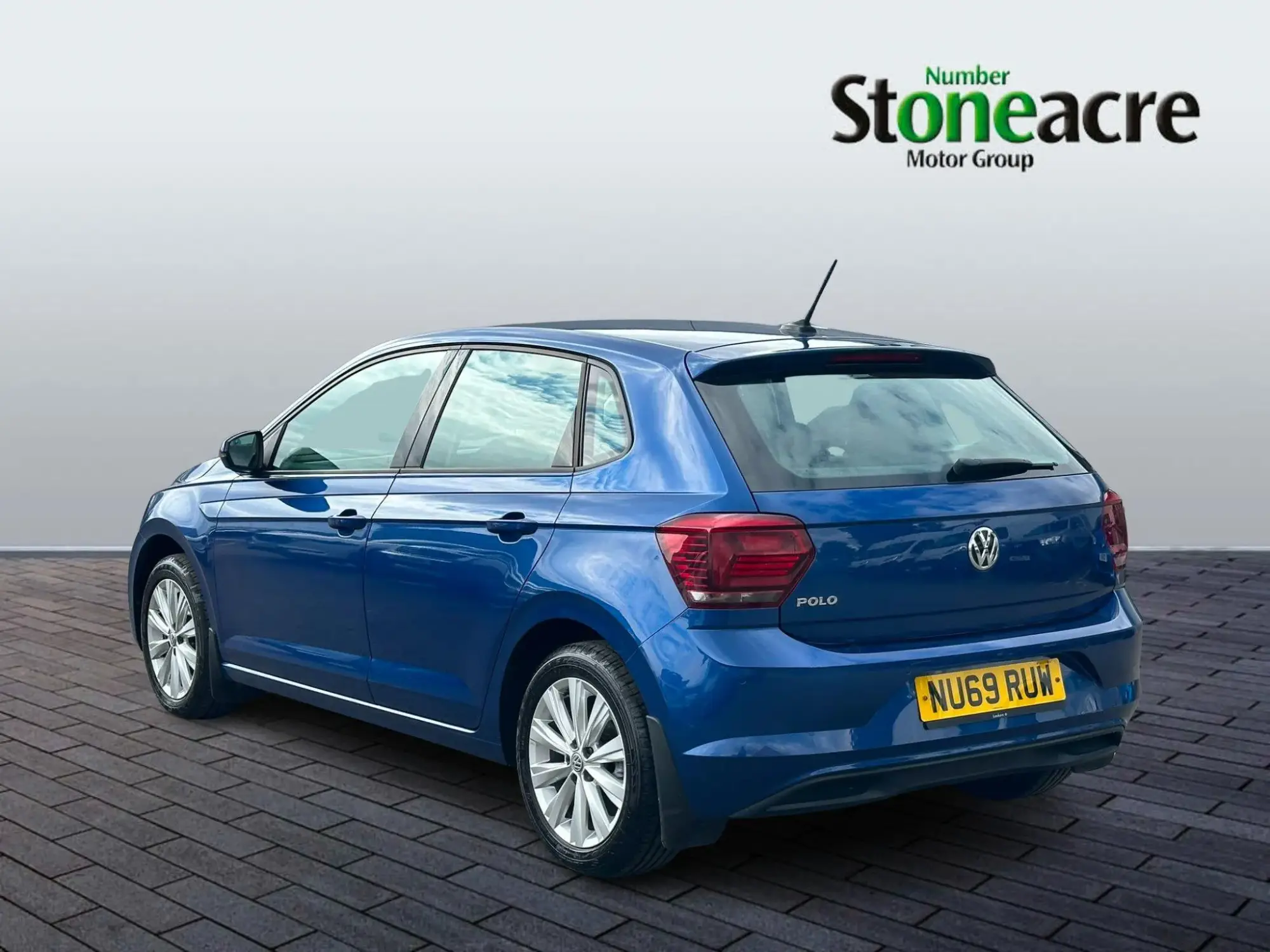 Volkswagen Polo Image 4 Volkswagen Polo Image 4