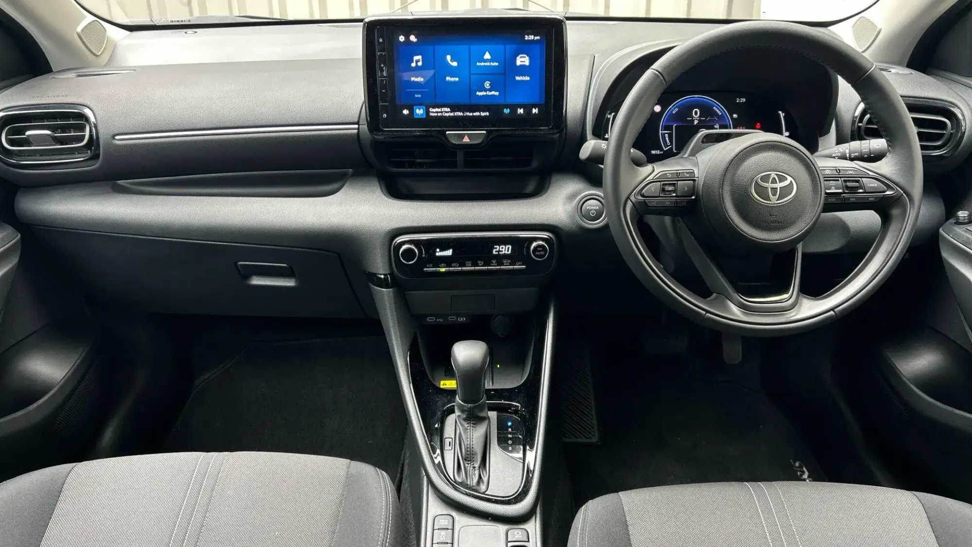 Toyota Yaris Image 9 Toyota Yaris Image 9