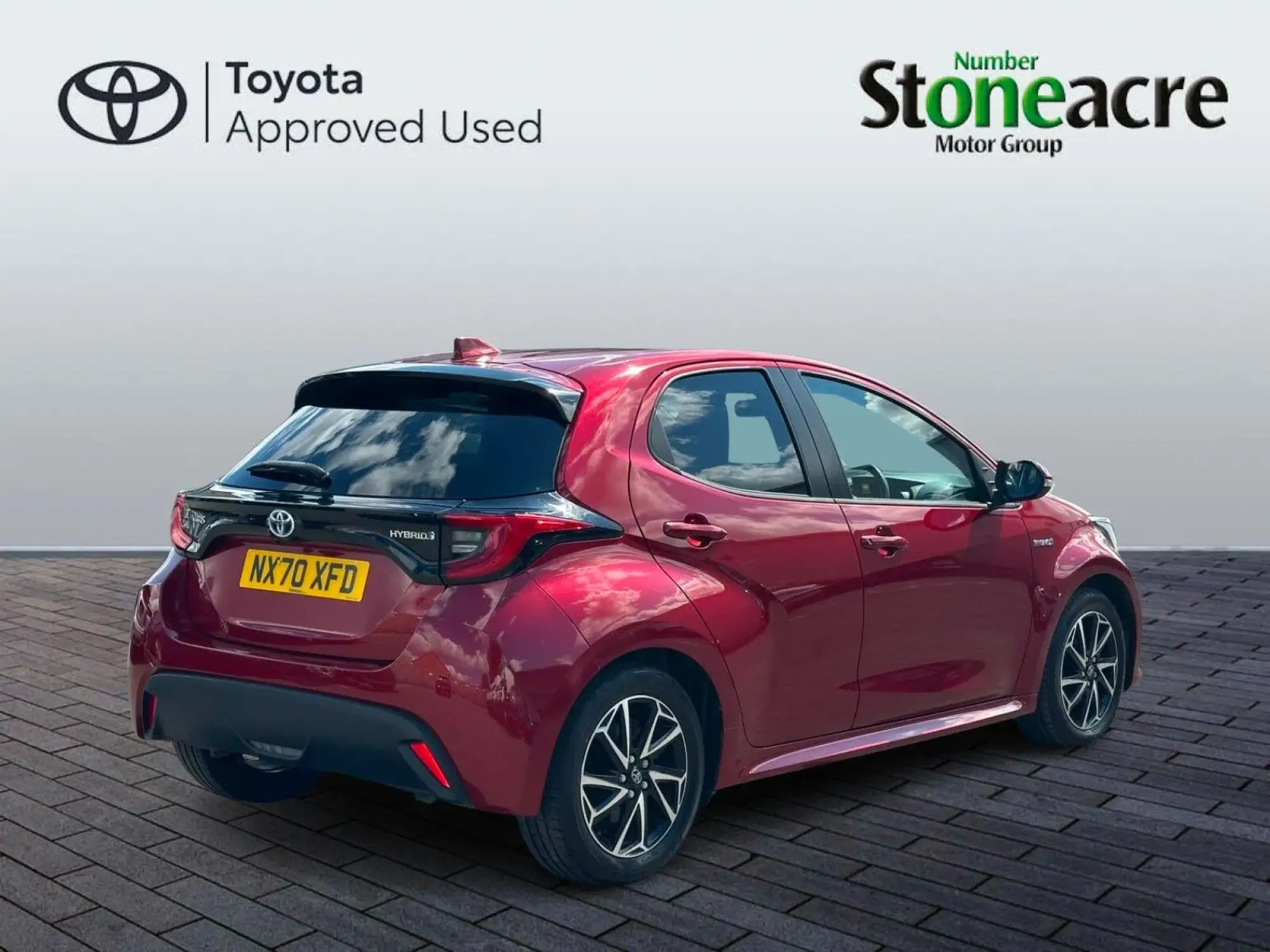 Toyota Yaris 1.5 Hybrid Design 5dr CVT NX70XFD Image 2 Toyota Yaris 1.5 Hybrid Design 5dr CVT NX70XFD Image 2