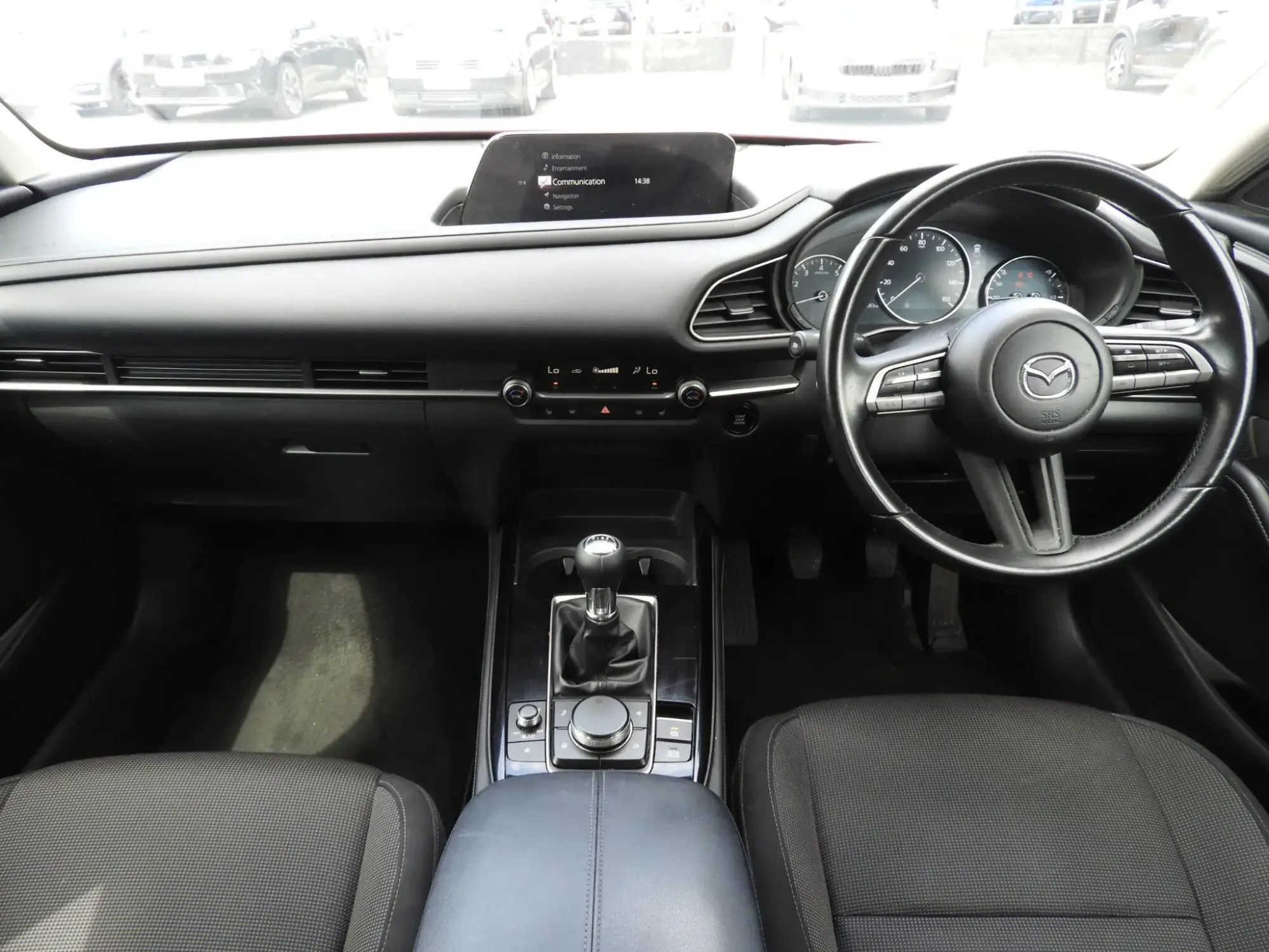 Mazda CX-30 2.0 e-SKYACTIV G MHEV SE-L Lux SUV 5dr Petrol Manual Euro 6 (s/s) (122 ps) BU72FNW Image 2 Mazda CX-30 2.0 e-SKYACTIV G MHEV SE-L Lux SUV 5dr Petrol Manual Euro 6 (s/s) (122 ps) BU72FNW Image 2