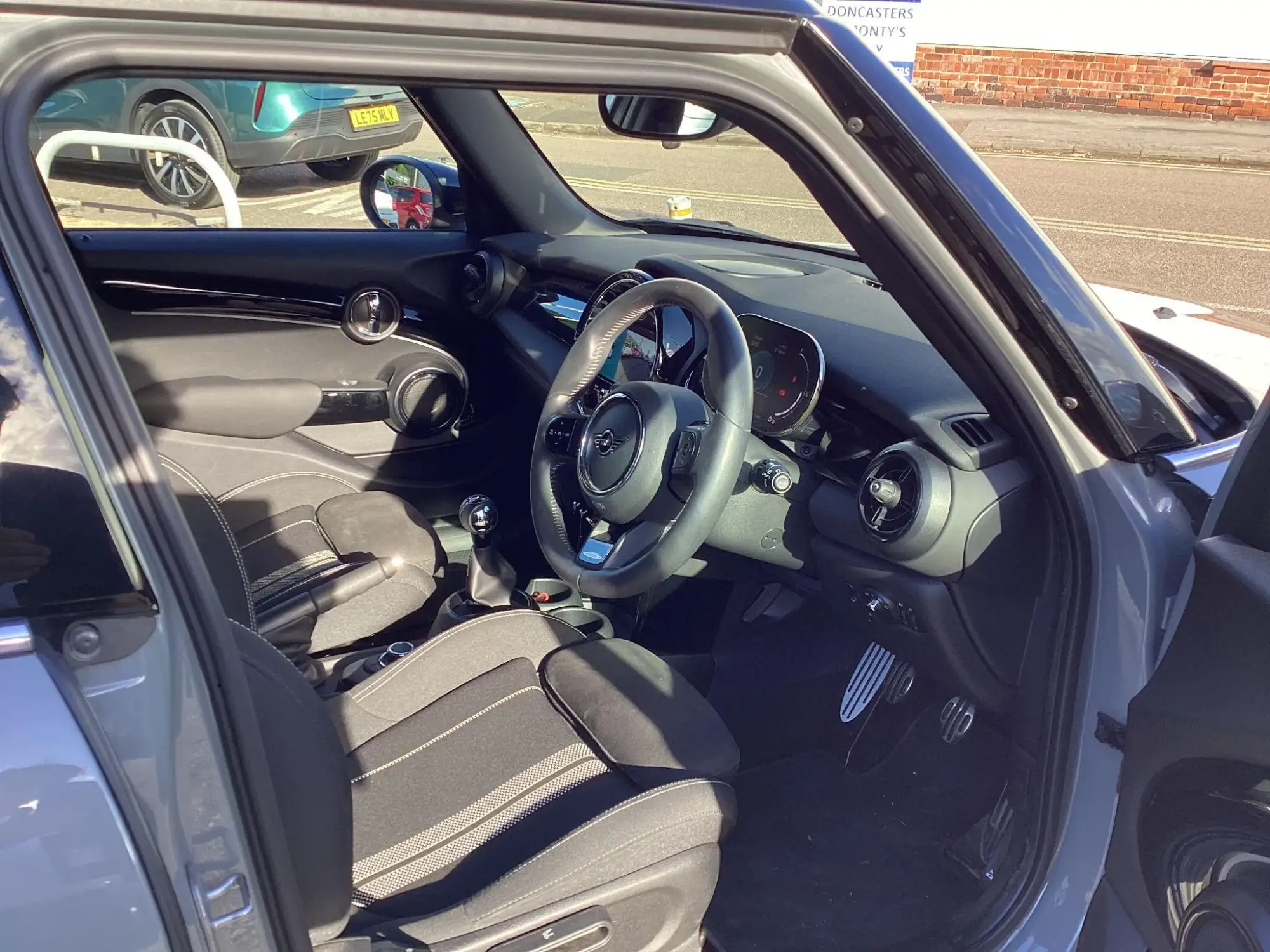 MINI Hatch Image 9 MINI Hatch Image 9