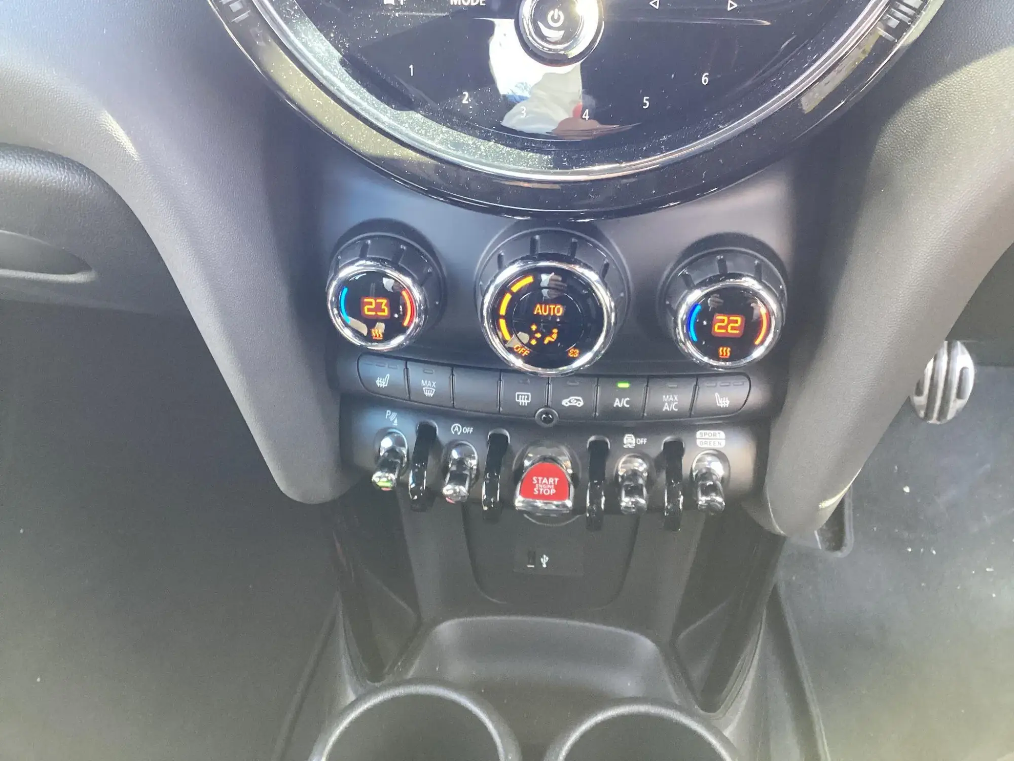MINI Hatch Image 13 MINI Hatch Image 13