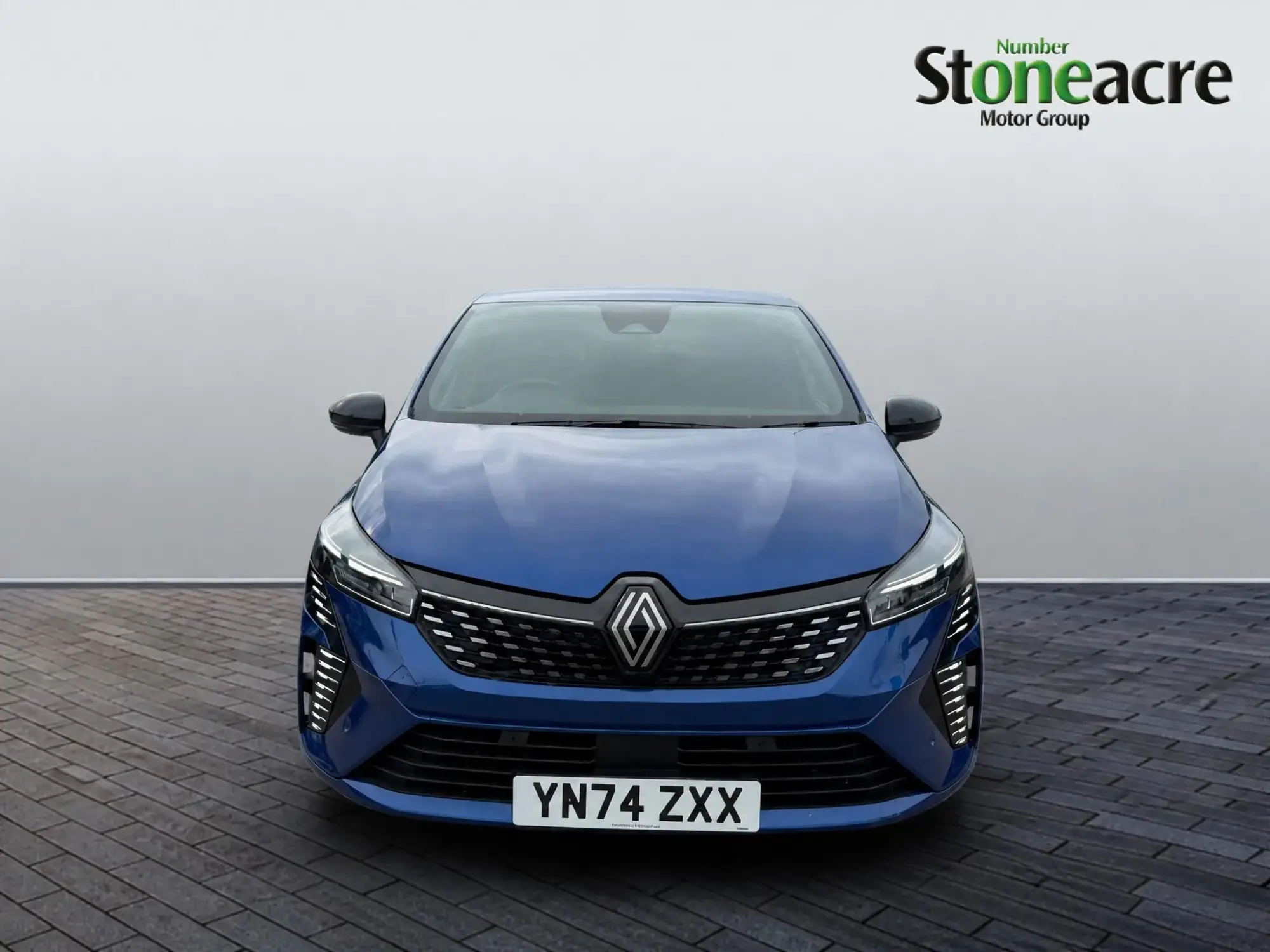 Renault Clio E-Tech Image 2