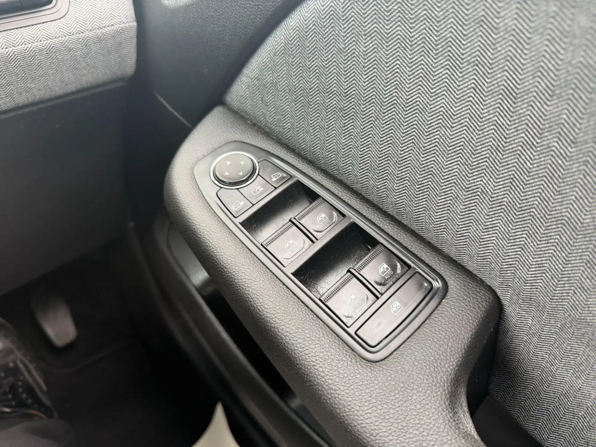 Renault Clio E-Tech Image 14