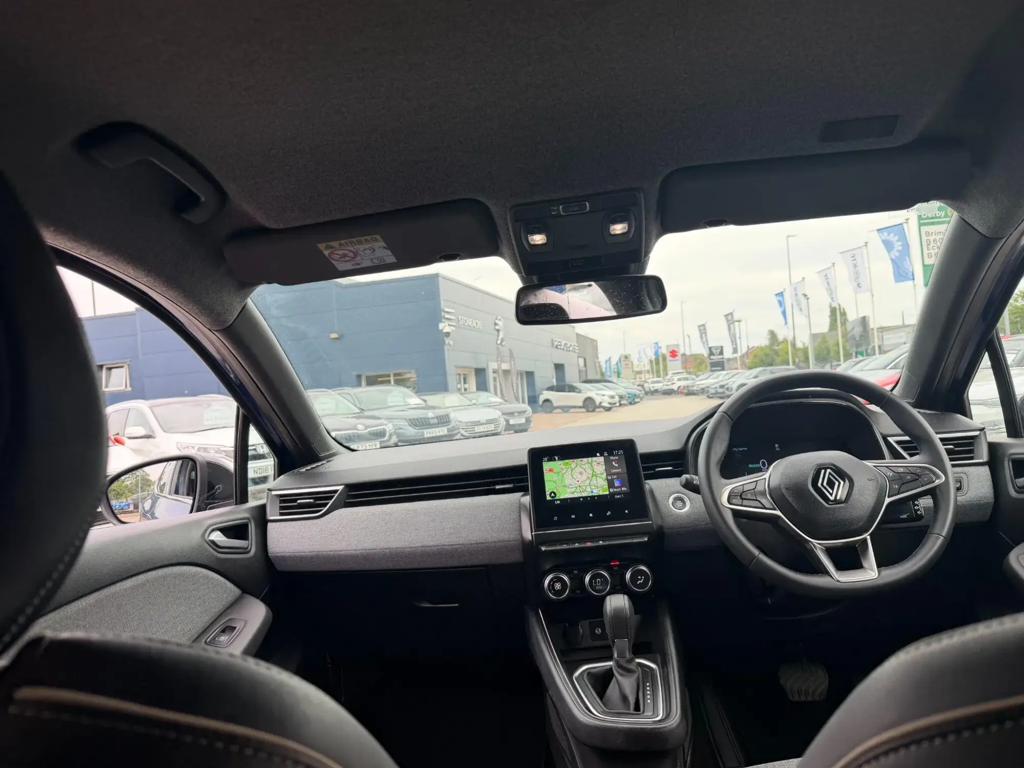 Renault Clio E-Tech Image 26