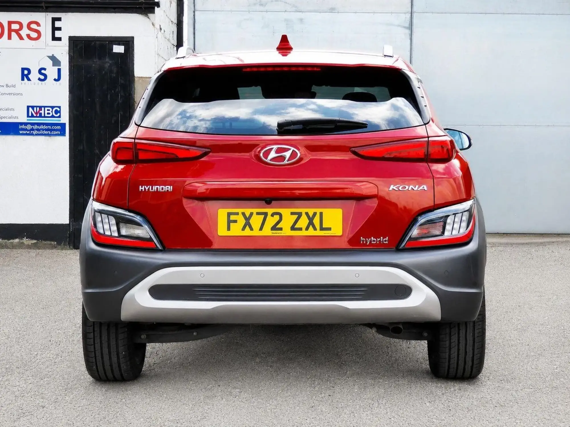 Hyundai KONA Hybrid Image 6