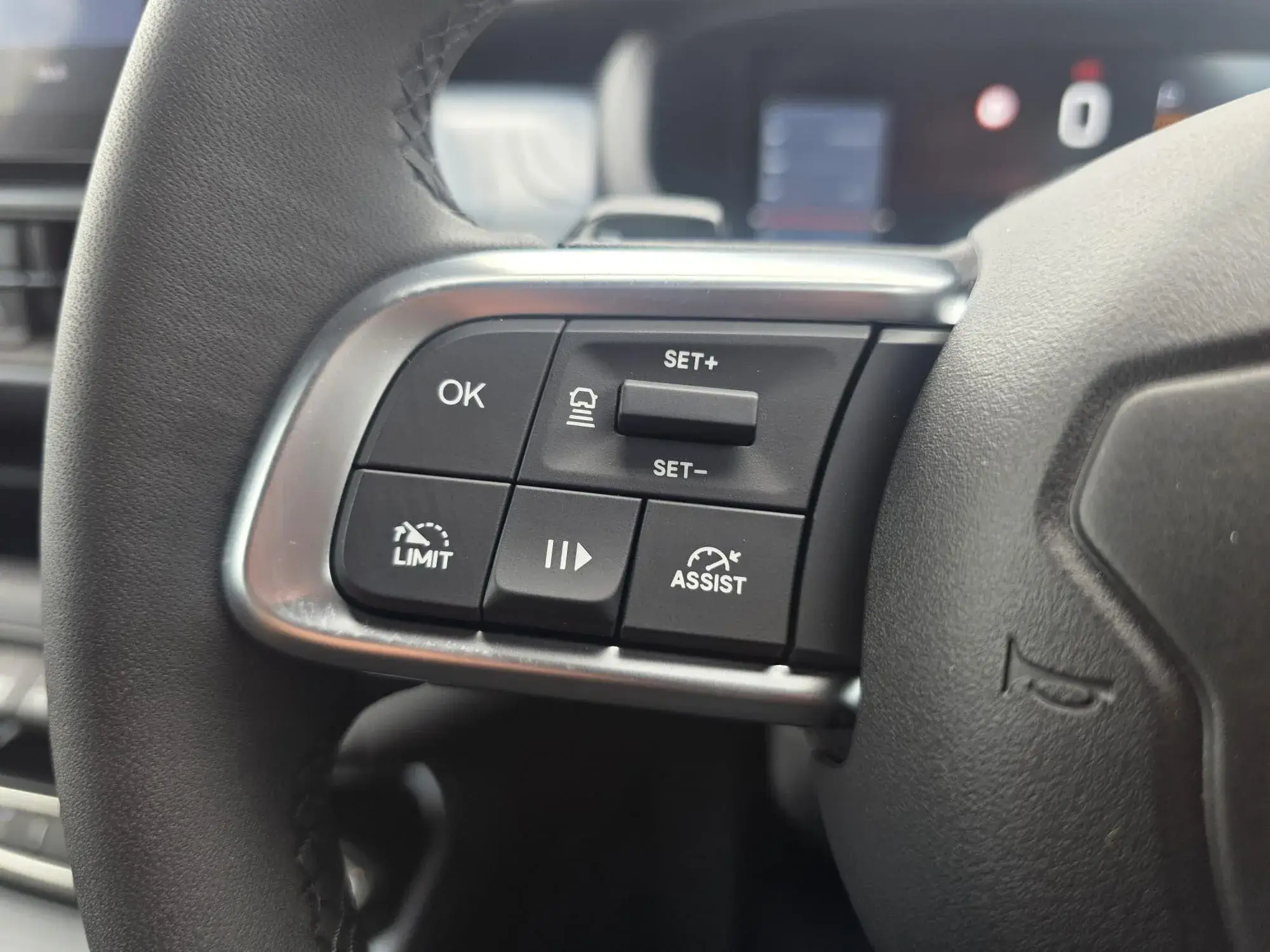 Jeep Avenger e-Hybrid Image 18 Jeep Avenger e-Hybrid Image 18