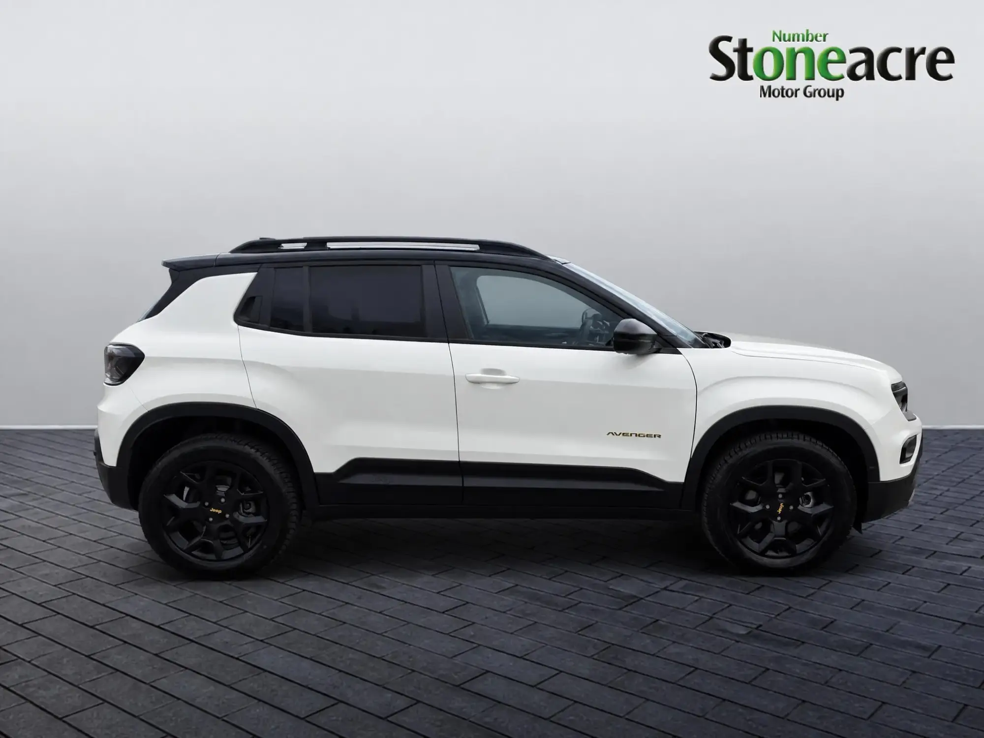 Jeep Avenger e-Hybrid Image 8