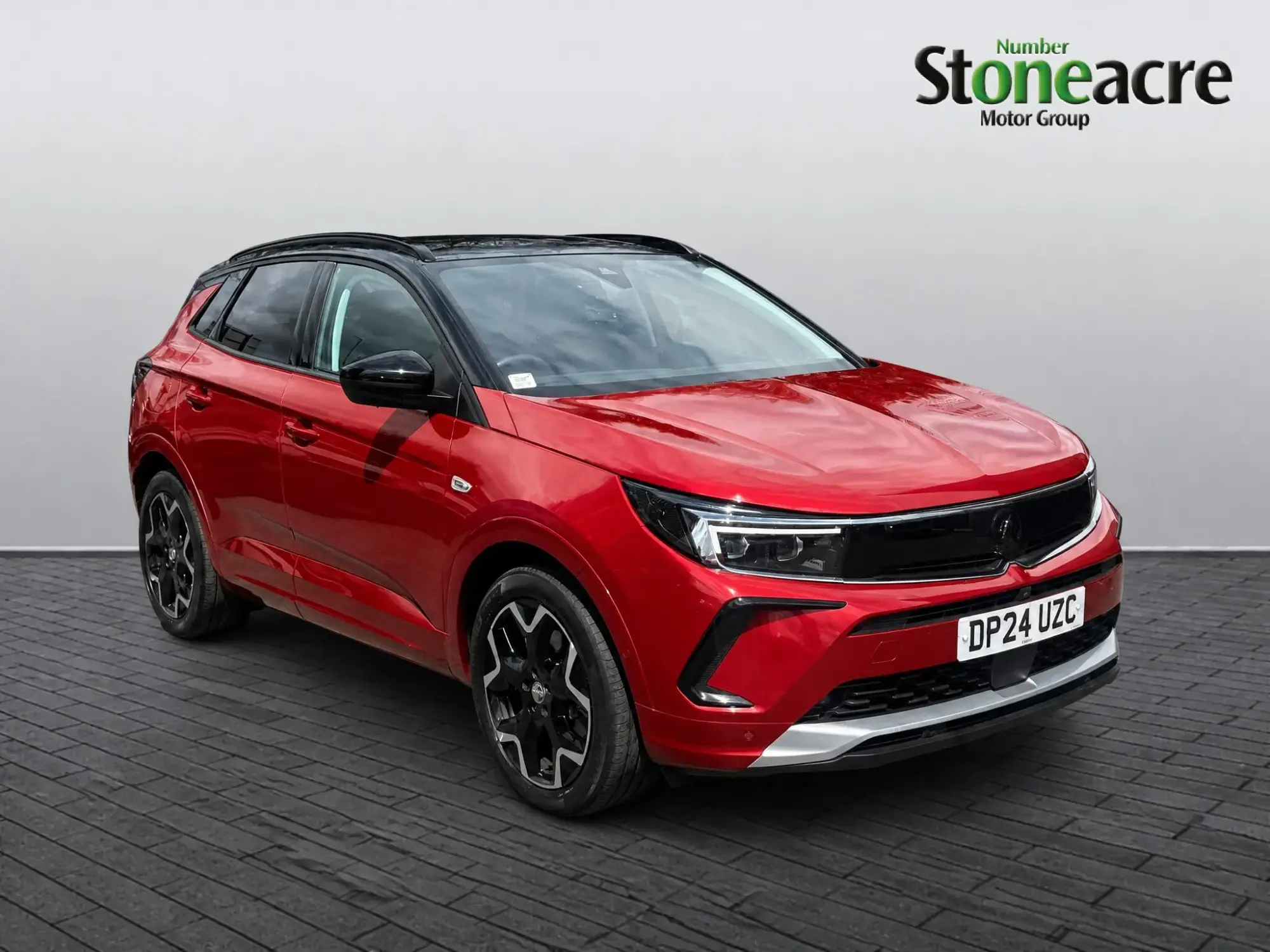 Vauxhall Grandland PHEV 1.6 14.2kWh Ultimate Auto Euro 6 (s/s) 5dr DP24UZC Image 1 Vauxhall Grandland PHEV 1.6 14.2kWh Ultimate Auto Euro 6 (s/s) 5dr DP24UZC Image 1
