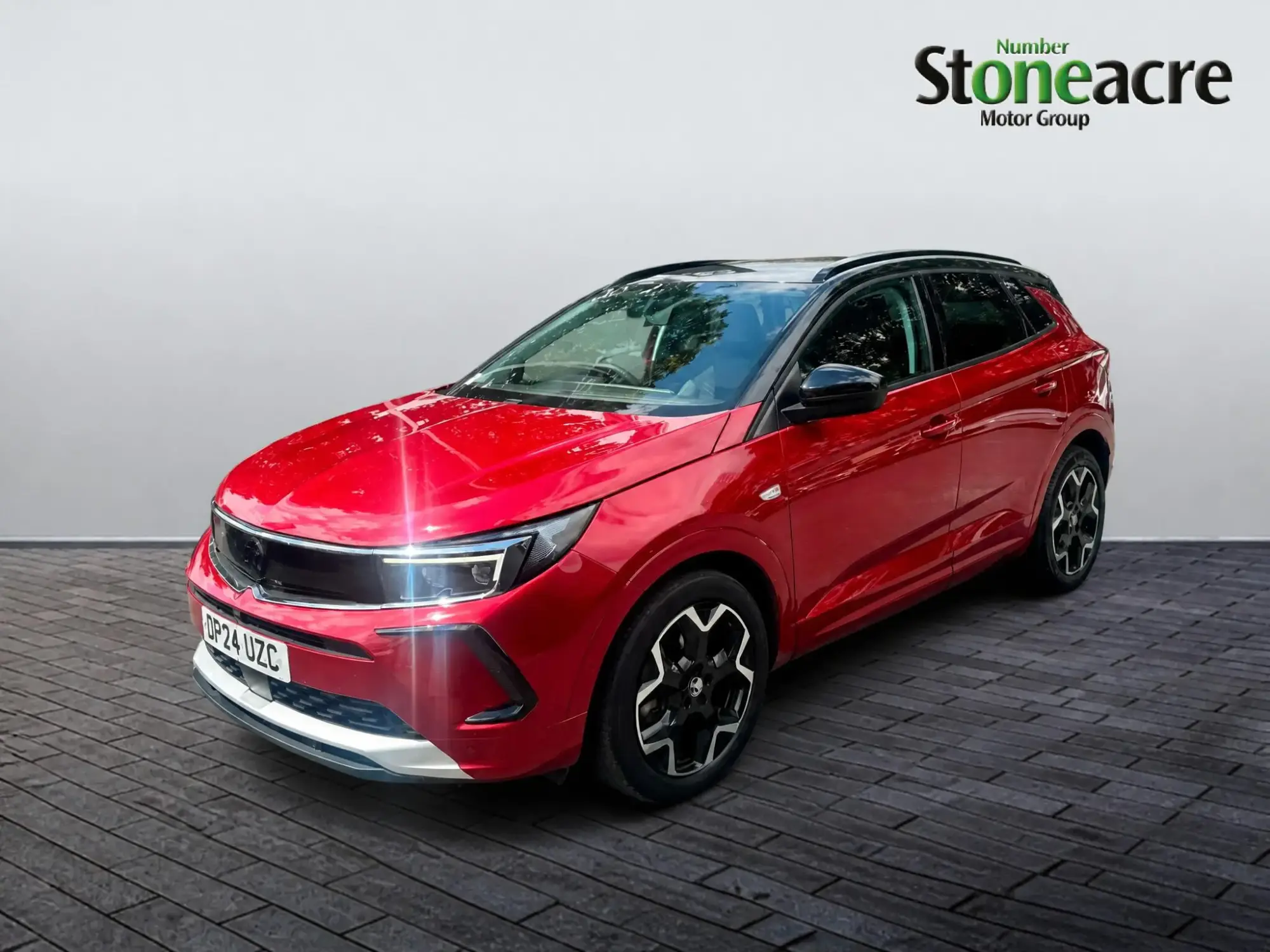 Vauxhall Grandland PHEV 1.6 14.2kWh Ultimate Auto Euro 6 (s/s) 5dr DP24UZC Image 3 Vauxhall Grandland PHEV 1.6 14.2kWh Ultimate Auto Euro 6 (s/s) 5dr DP24UZC Image 3