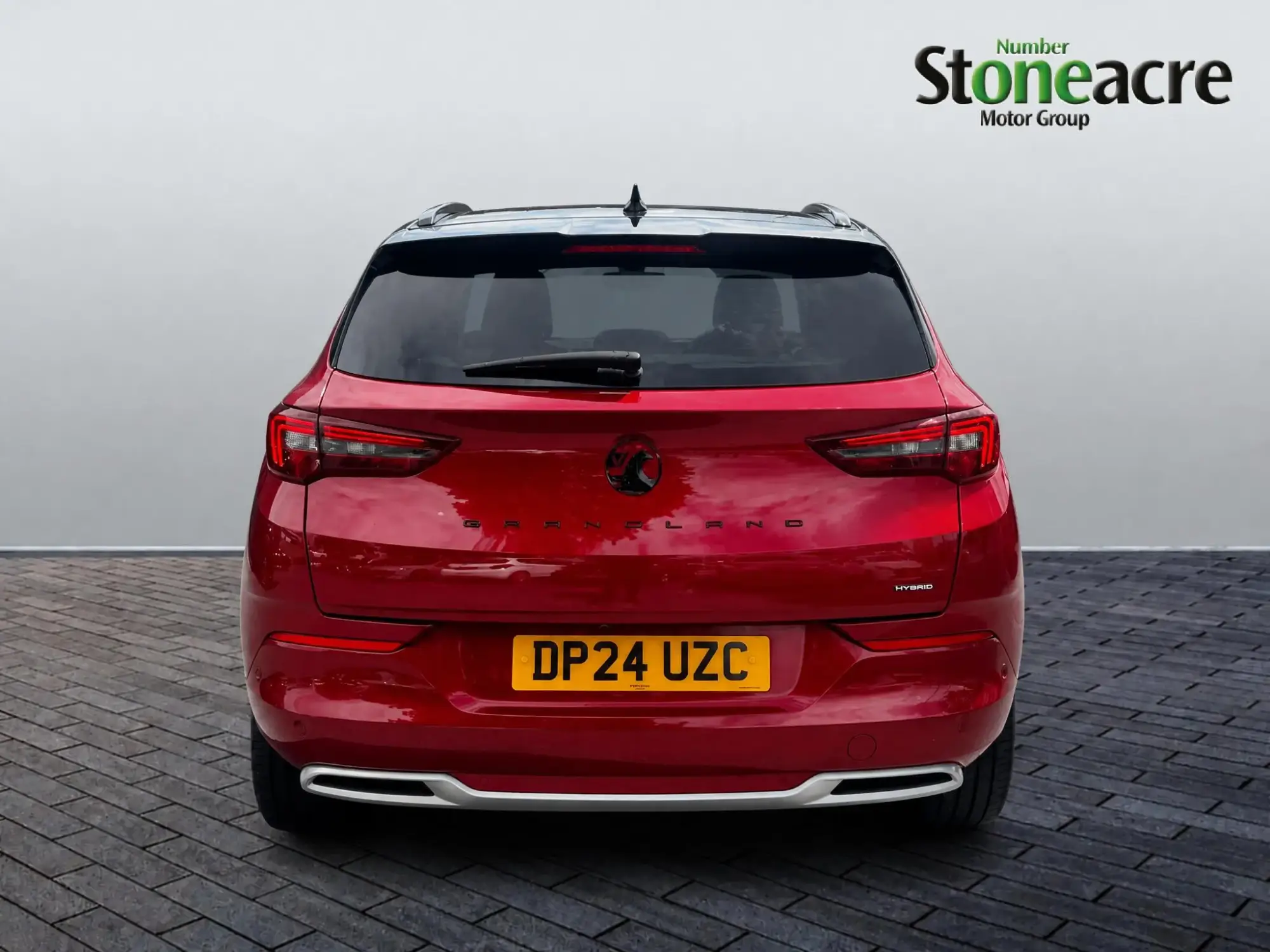 Vauxhall Grandland PHEV Image 6