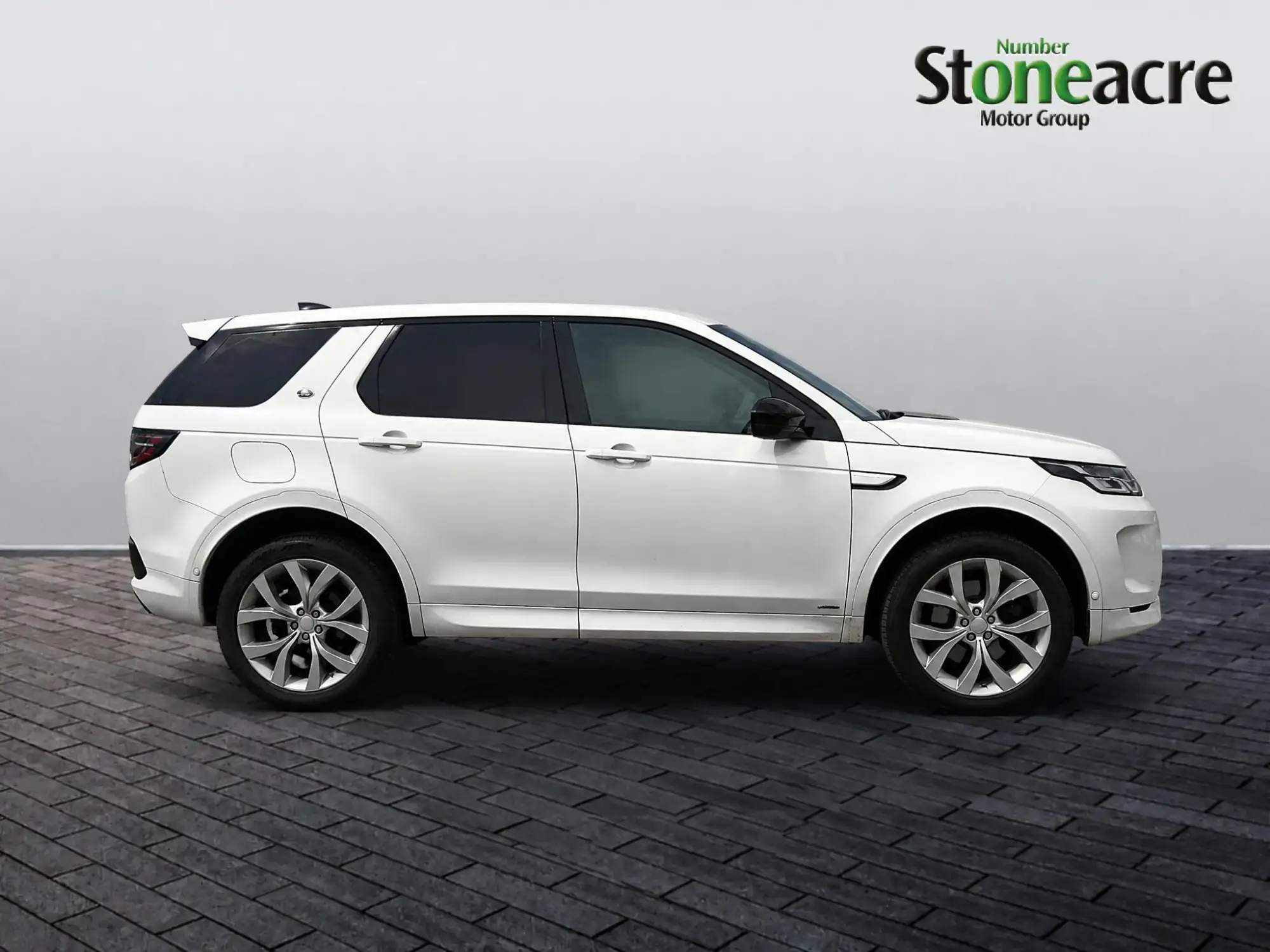 Land Rover Discovery Sport Image 7 Land Rover Discovery Sport Image 7