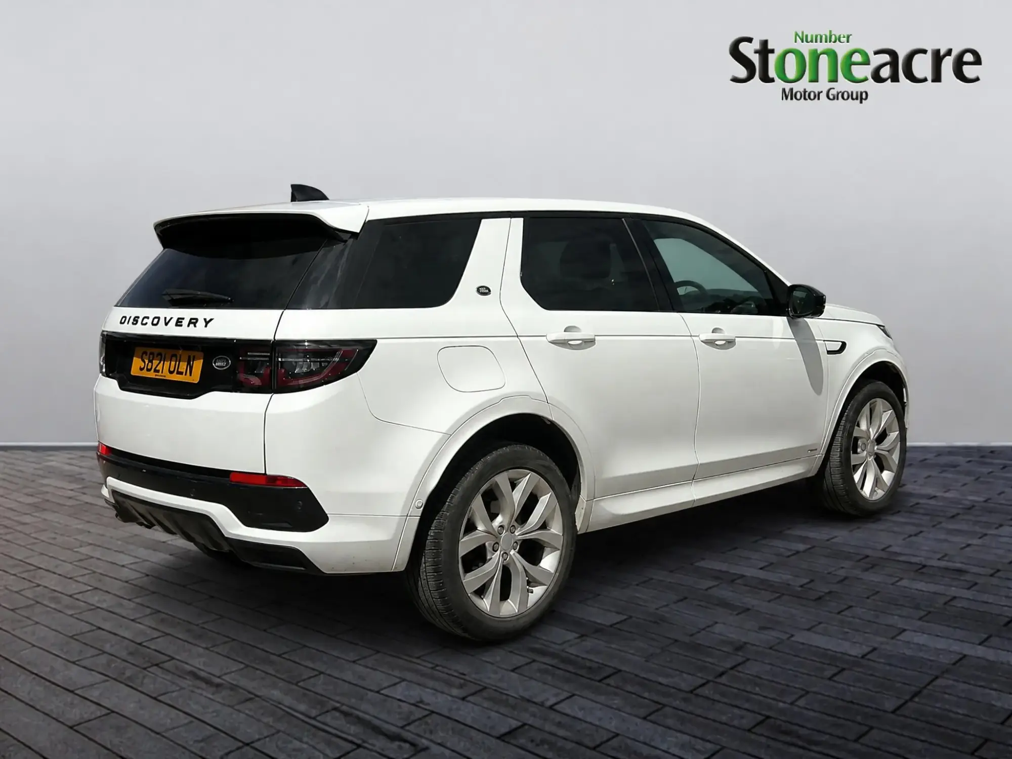 Land Rover Discovery Sport Image 8 Land Rover Discovery Sport Image 8