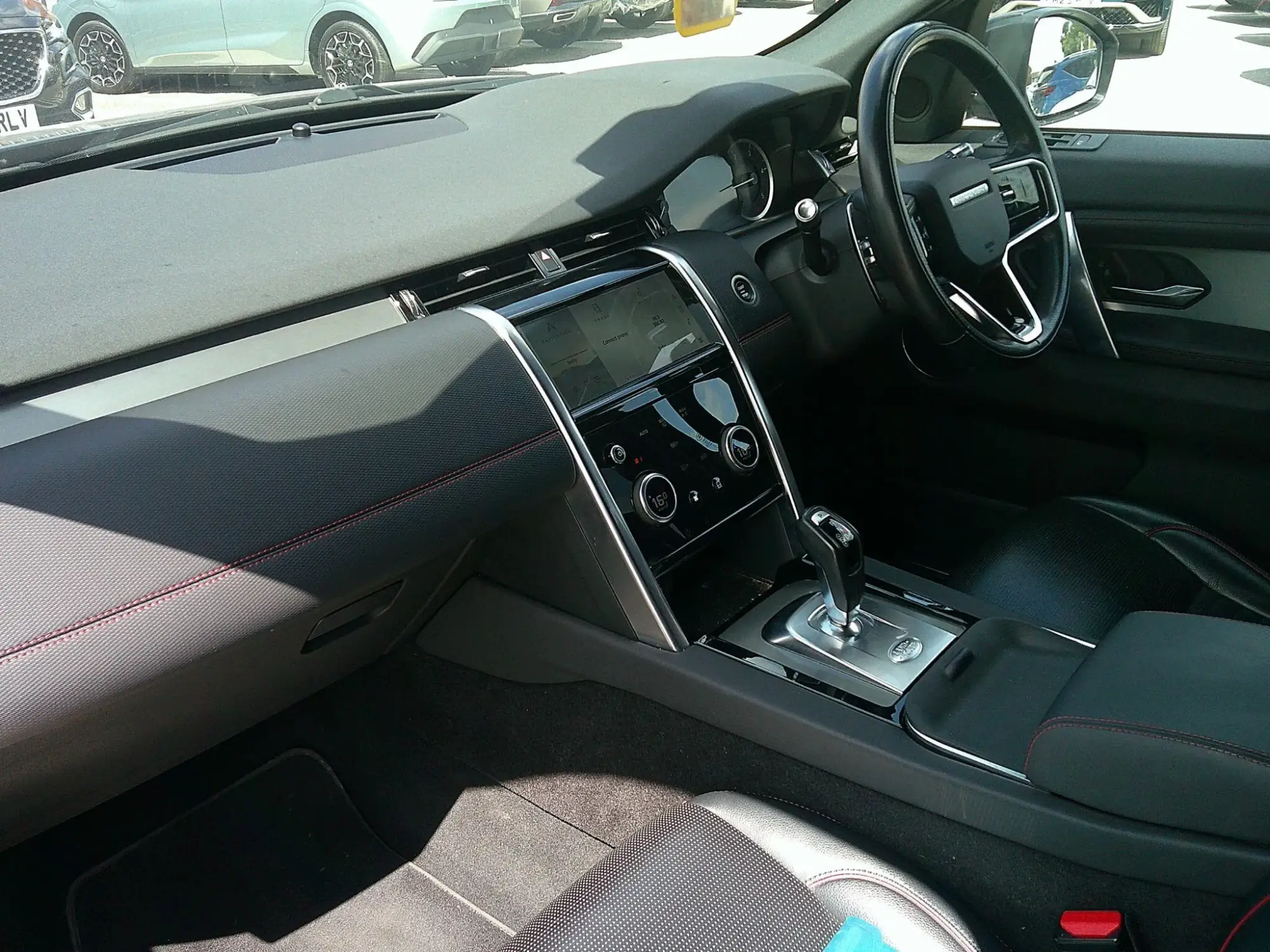 Land Rover Discovery Sport Image 11 Land Rover Discovery Sport Image 11