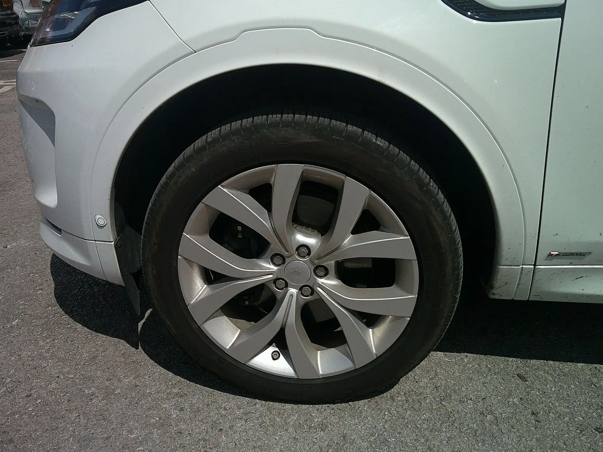 Land Rover Discovery Sport Image 21 Land Rover Discovery Sport Image 21