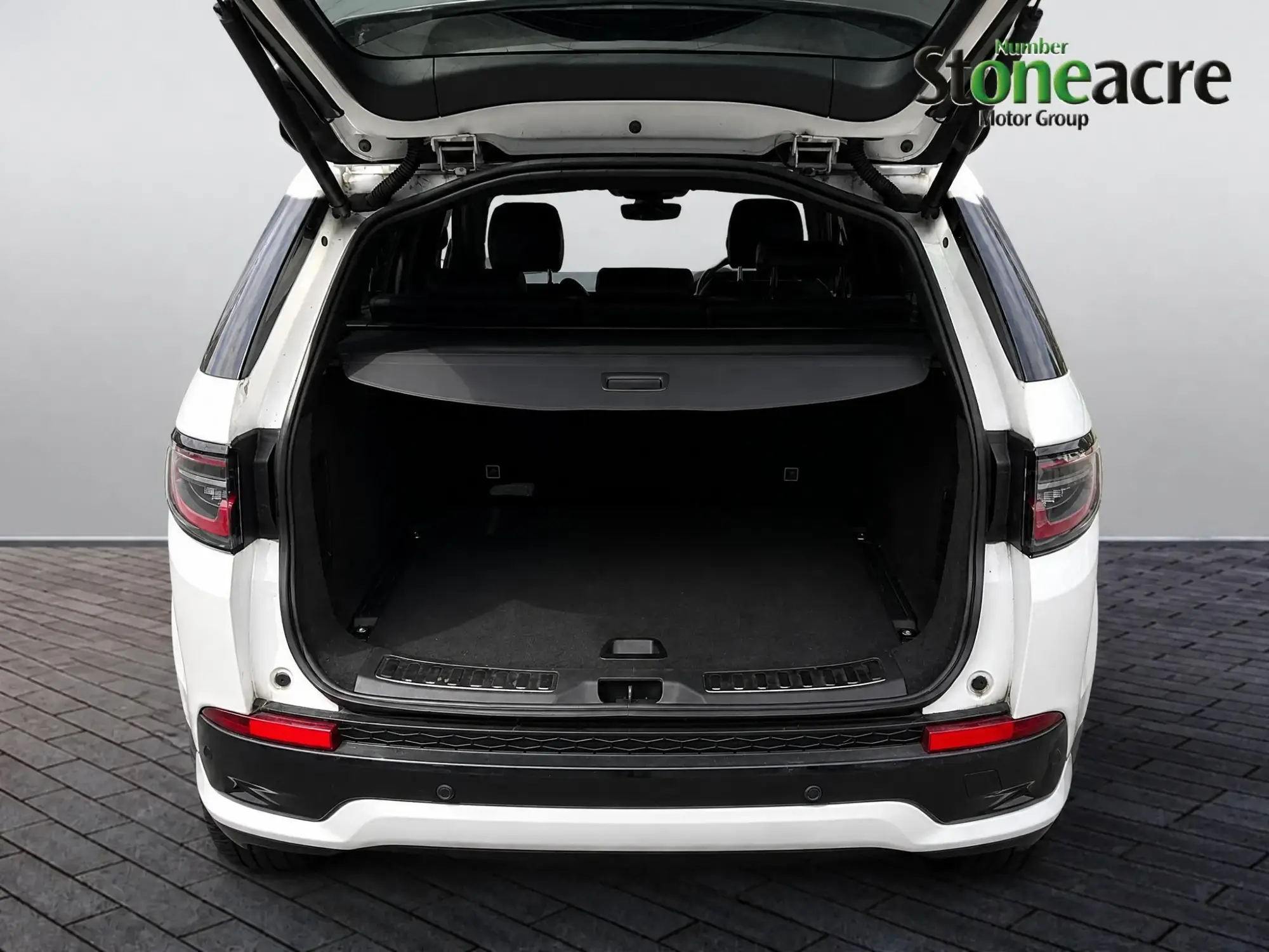 Land Rover Discovery Sport Image 25 Land Rover Discovery Sport Image 25