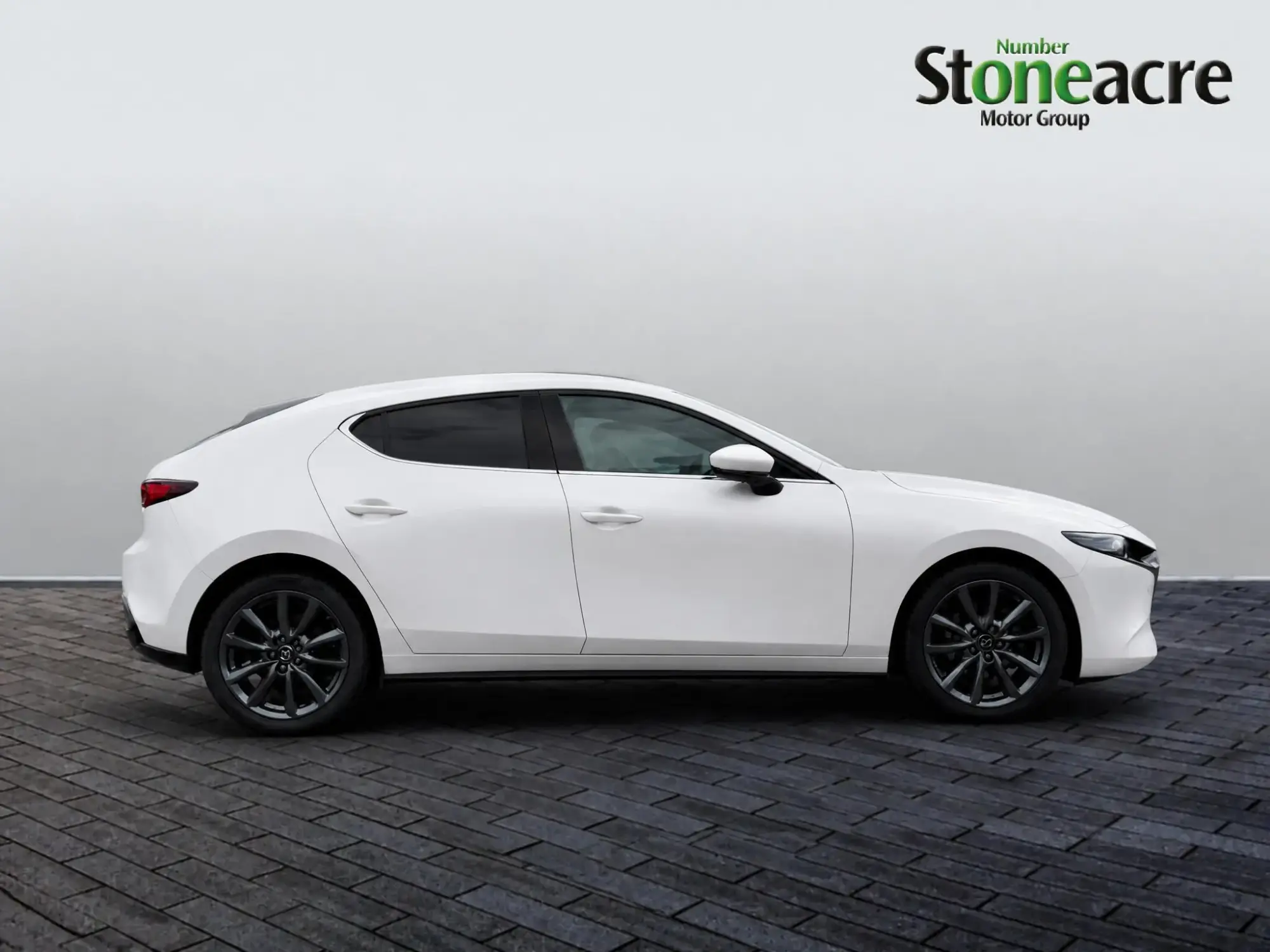Mazda 3 2.0 e-Skyactiv G MHEV Sport Lux 5dr PO22NCD Image 1 Mazda 3 2.0 e-Skyactiv G MHEV Sport Lux 5dr PO22NCD Image 1