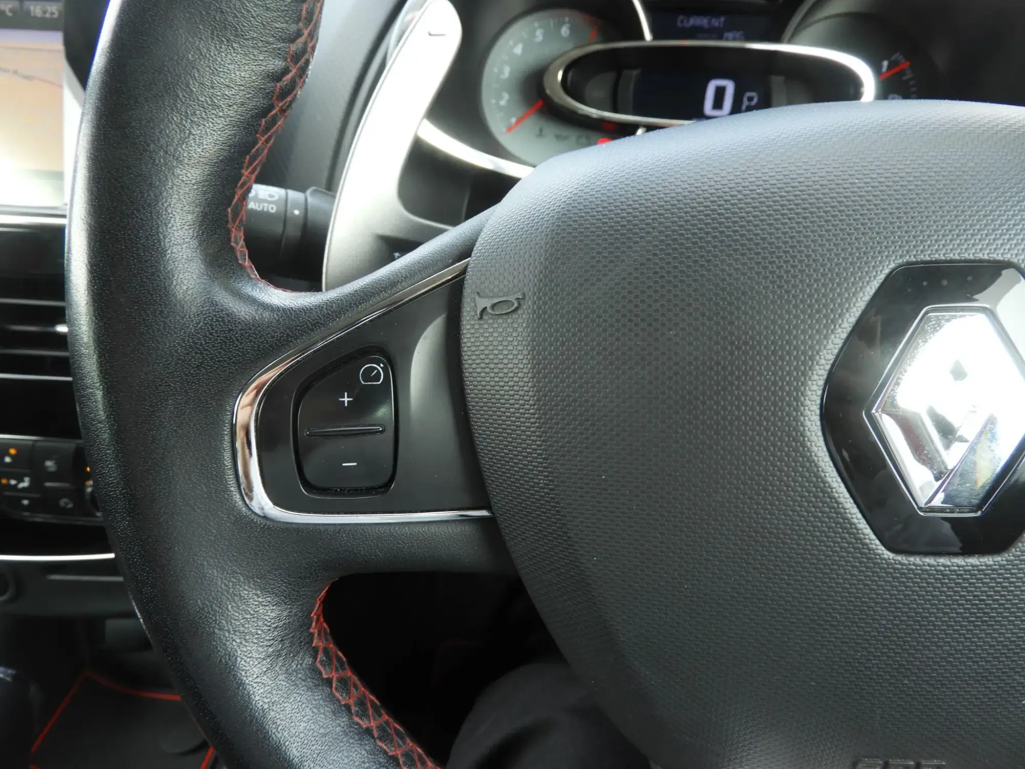 Renault Clio Image 14