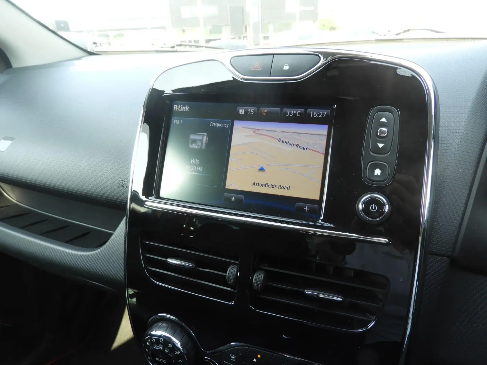 Renault Clio Image 19