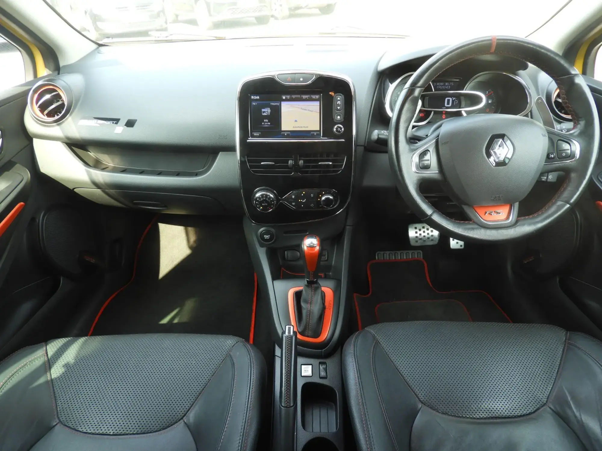Renault Clio Image 26