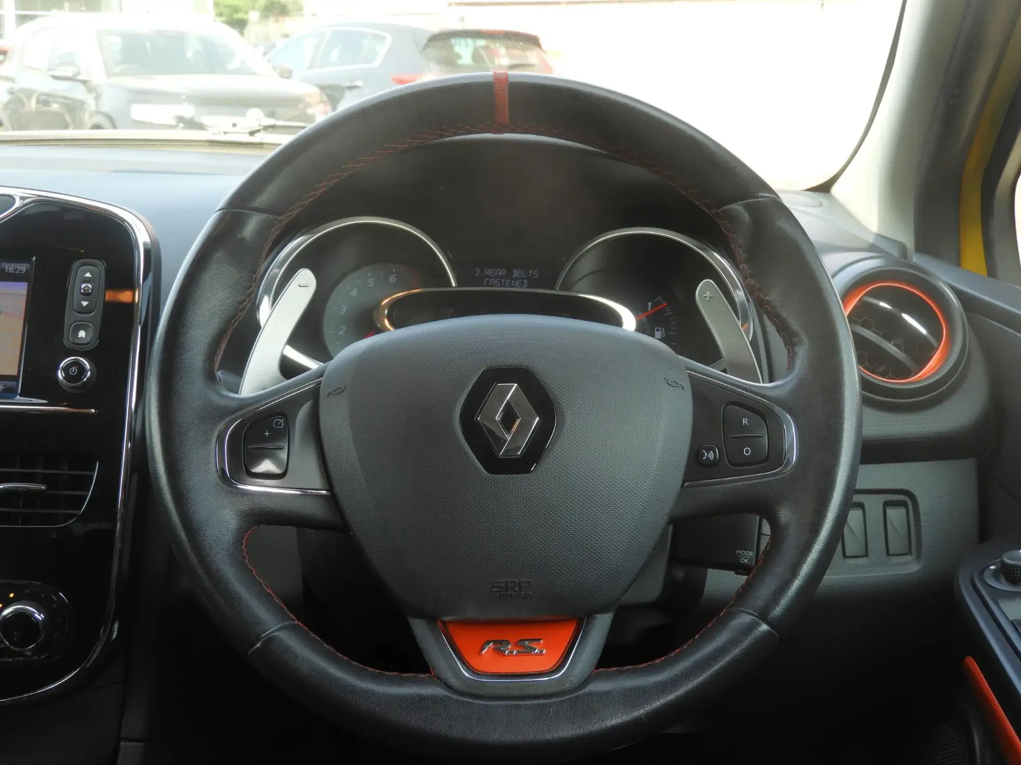 Renault Clio Image 28