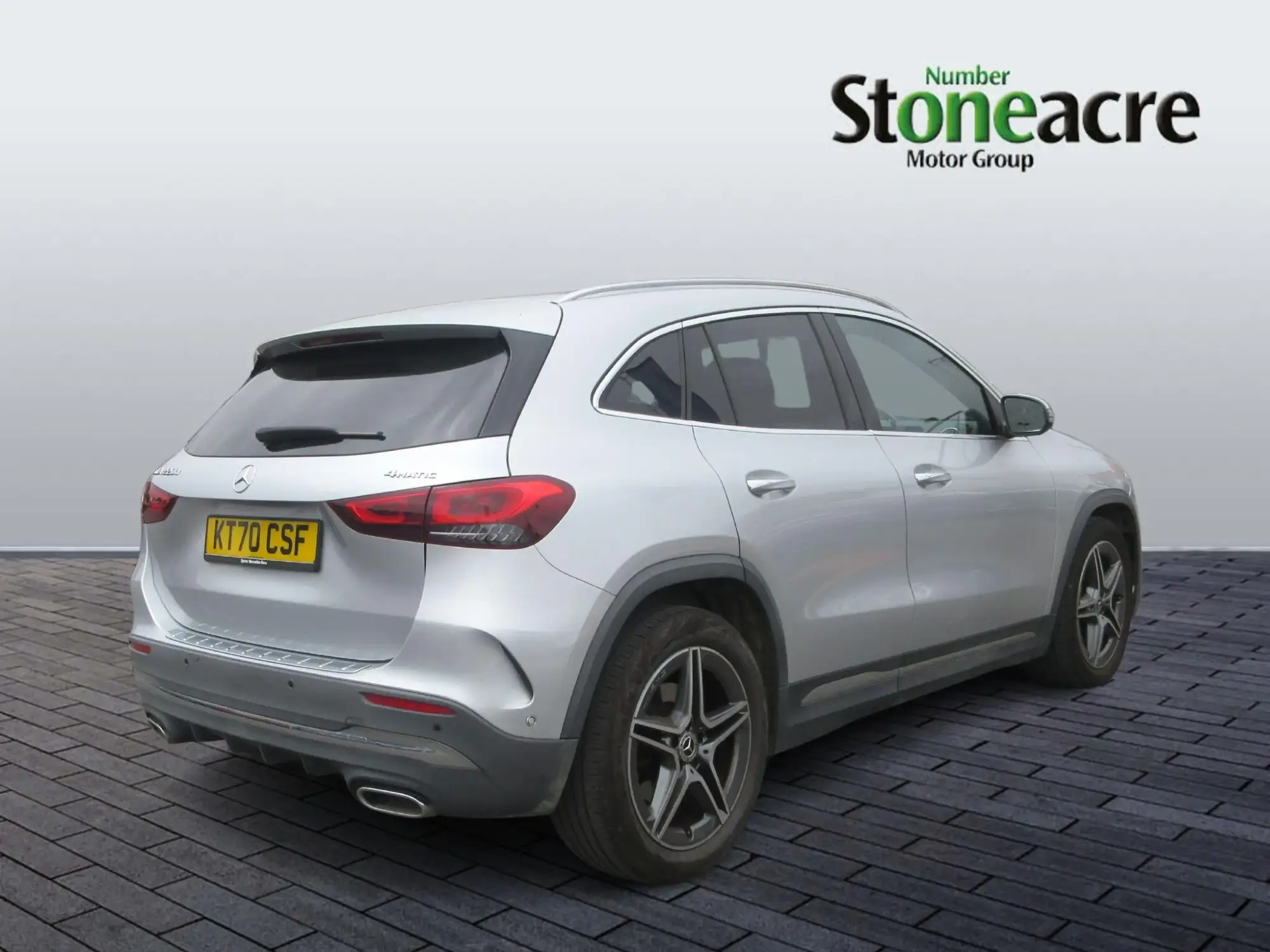 Mercedes-Benz GLA Image 8