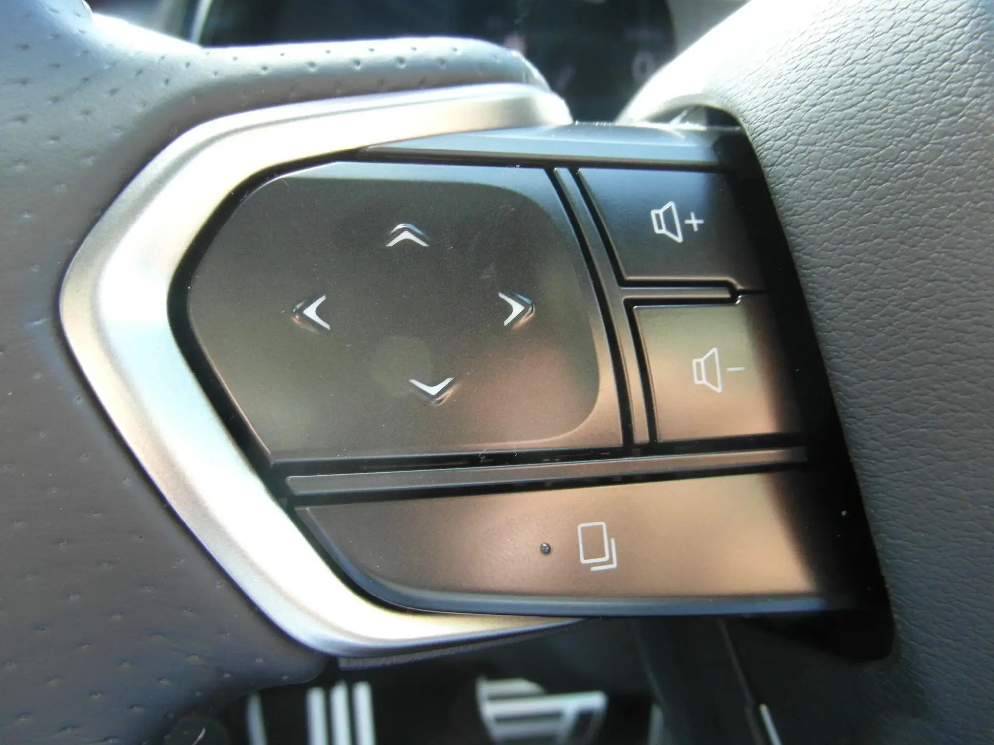 Lexus NX Image 28 Lexus NX Image 28