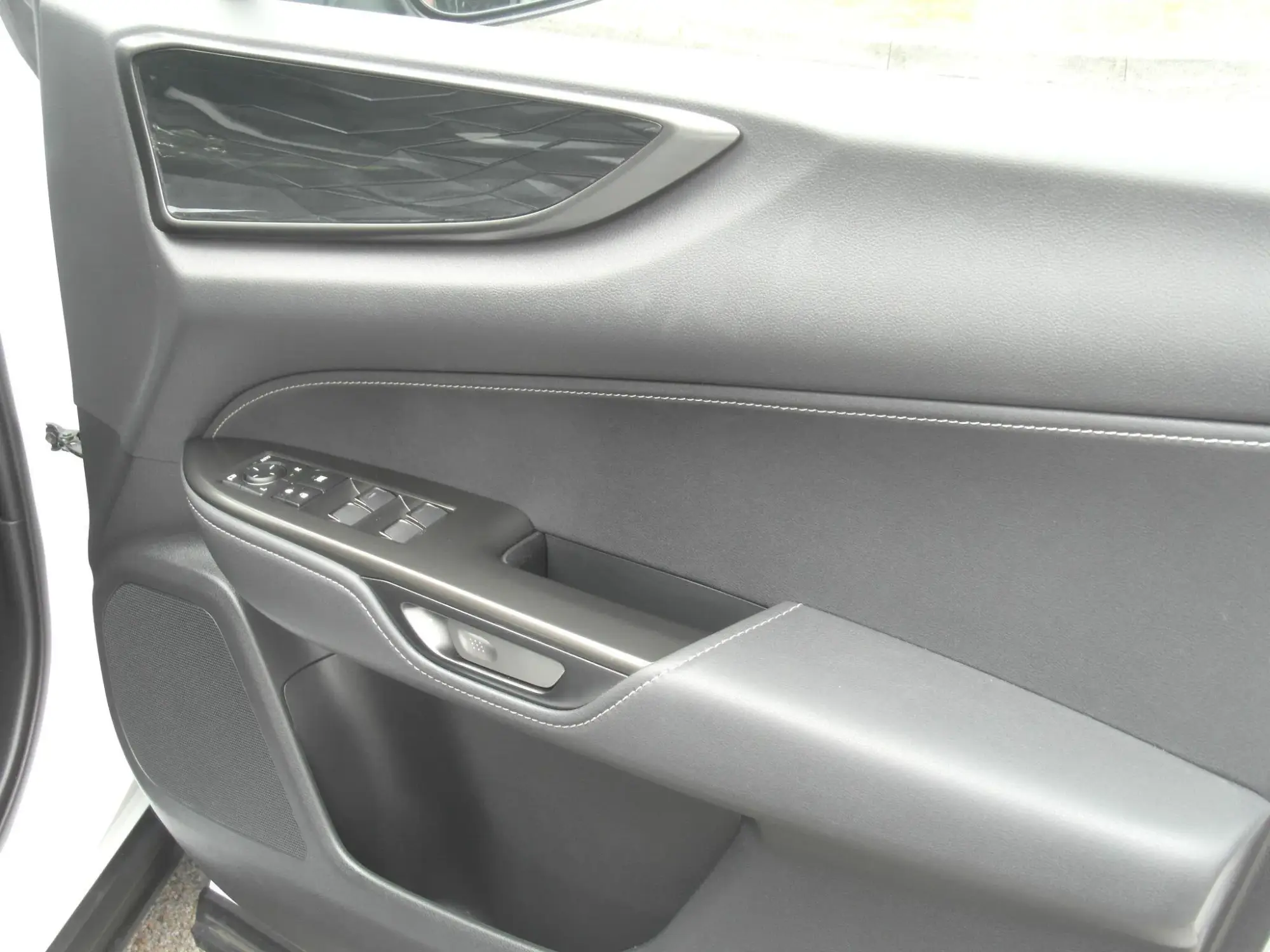 Lexus NX Plug-In Hybrid Image 31 Lexus NX Plug-In Hybrid Image 31