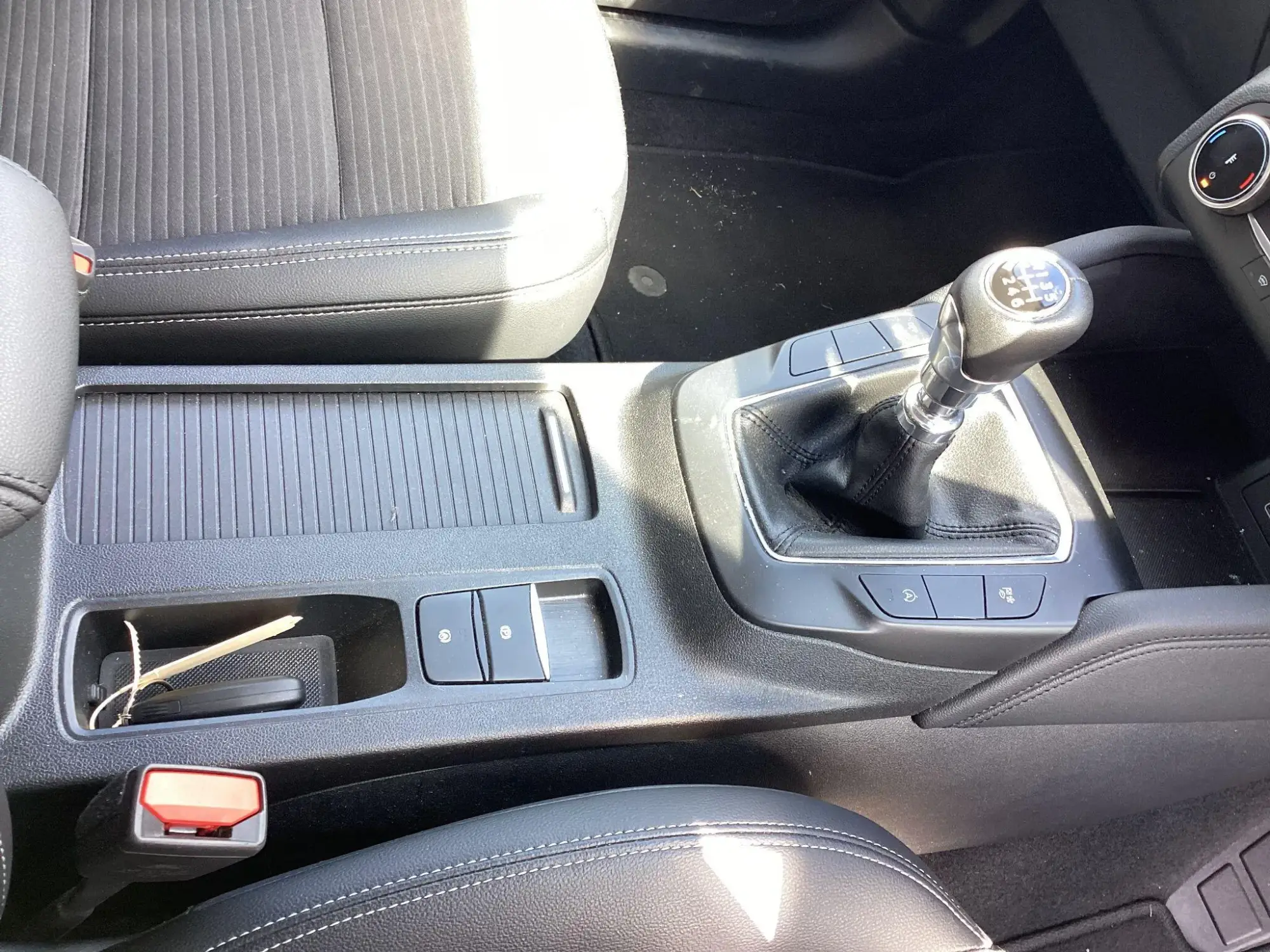 Ford Kuga Image 8