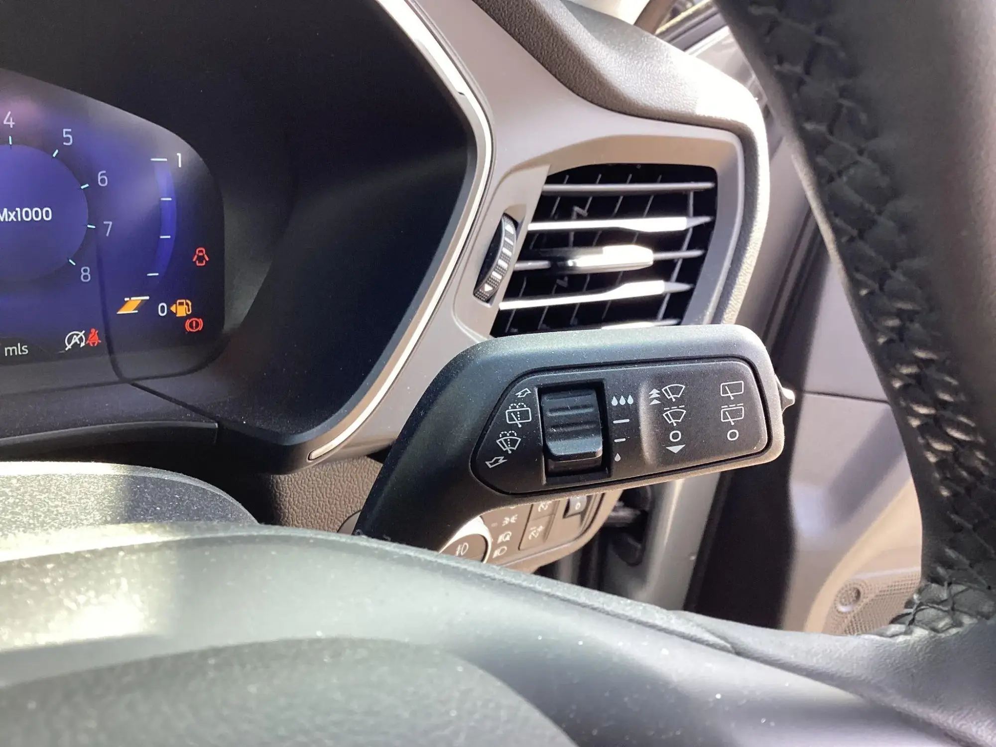 Ford Kuga Image 15