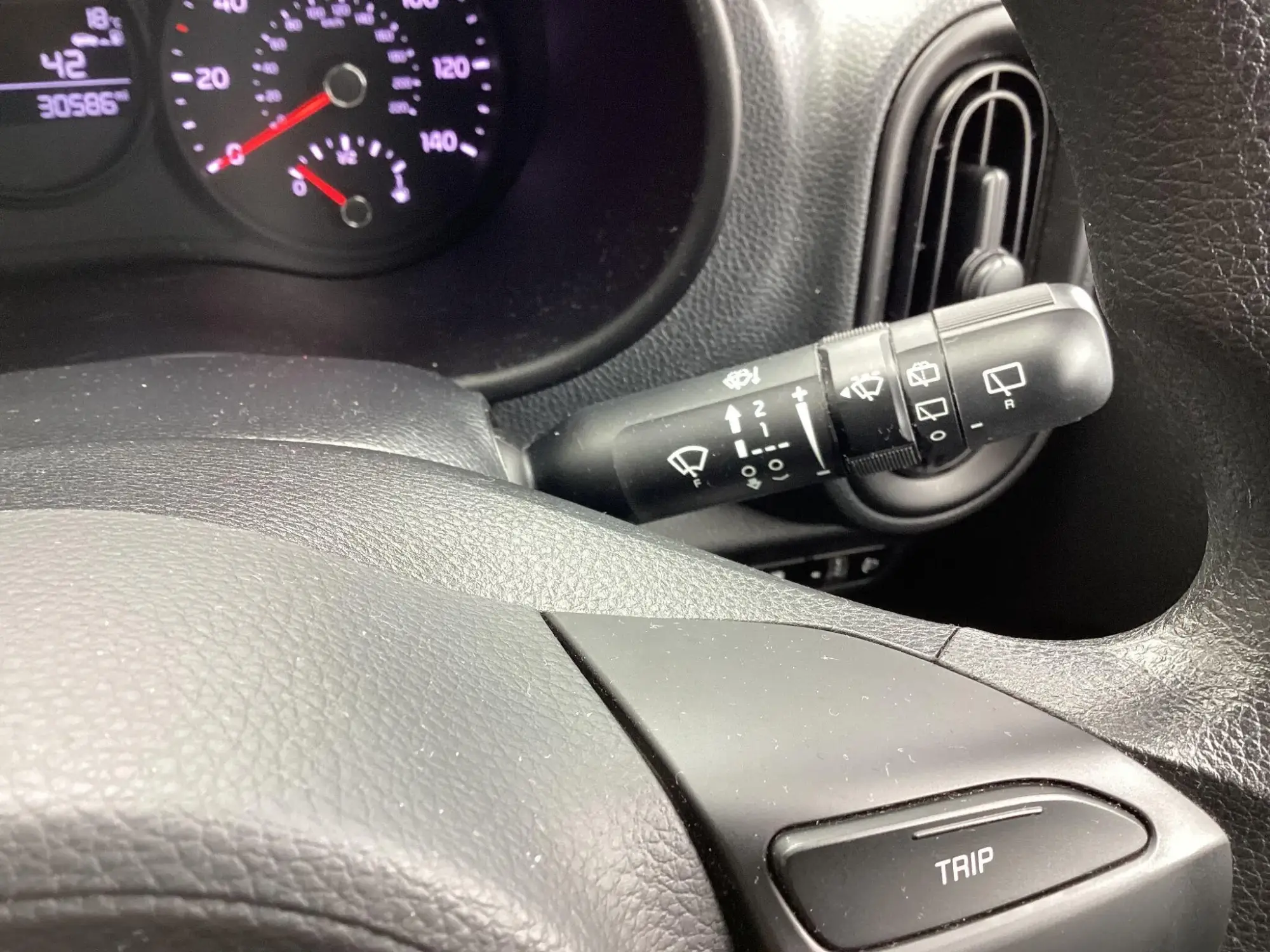 Kia Picanto Image 11