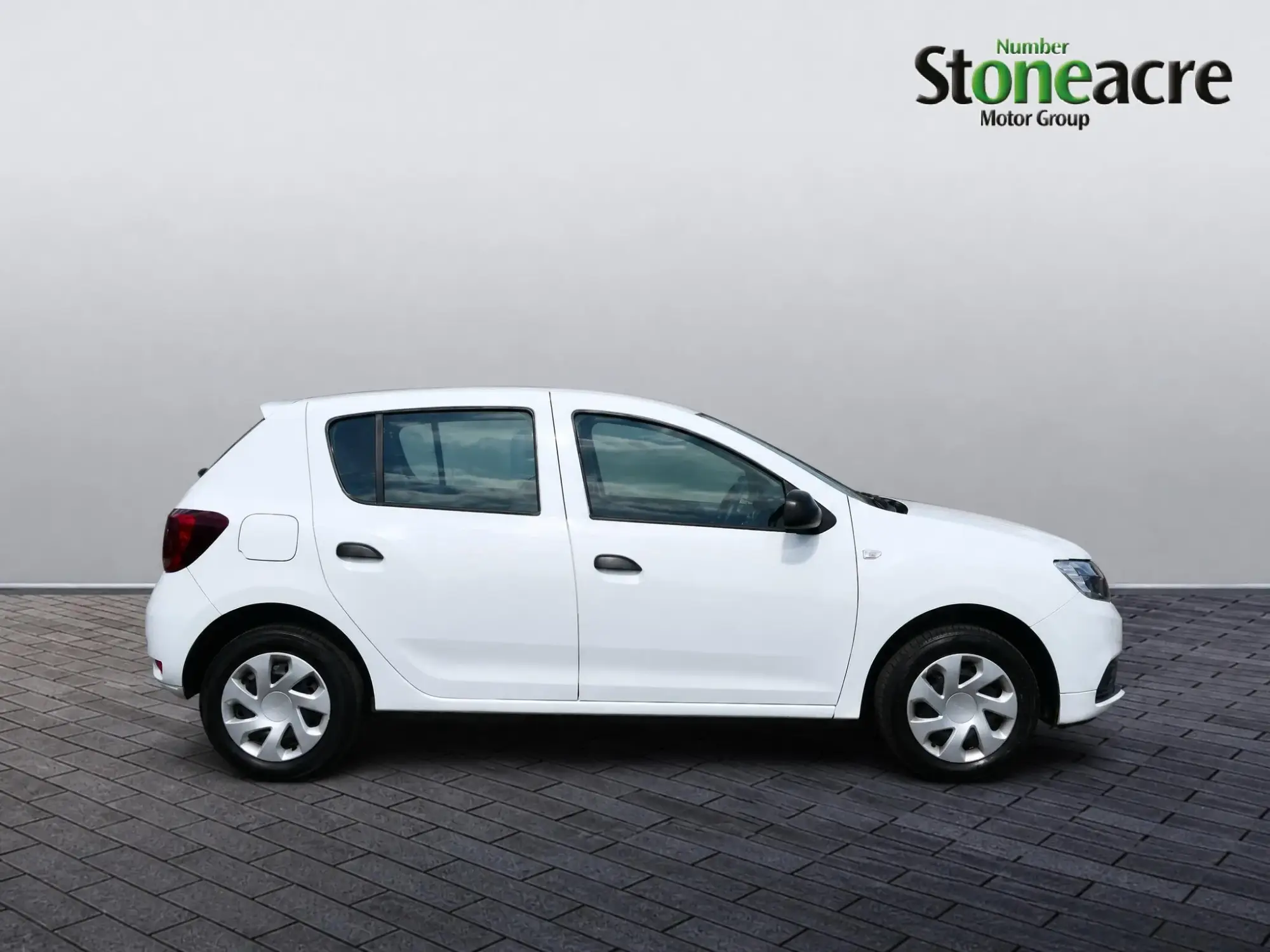 Dacia Sandero Image 2