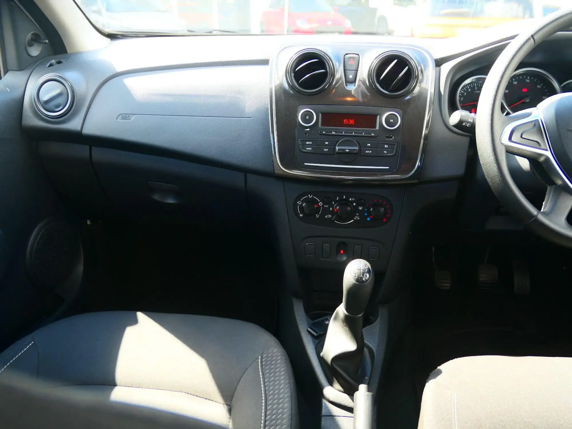 Dacia Sandero Image 16