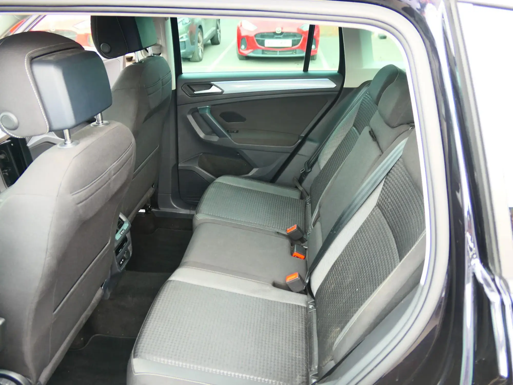 Volkswagen Tiguan Image 12 Volkswagen Tiguan Image 12