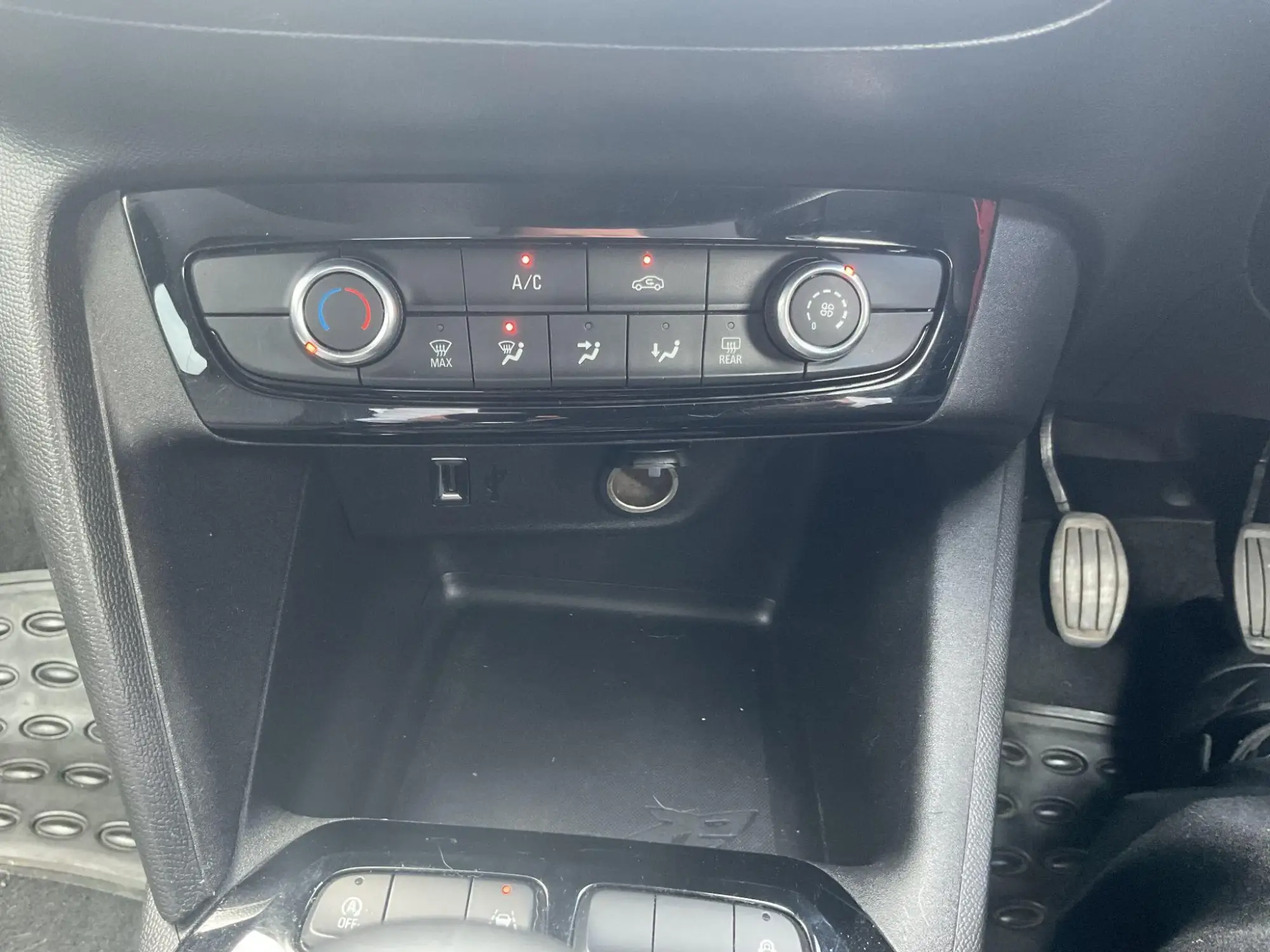 Vauxhall Corsa Image 18 Vauxhall Corsa Image 18