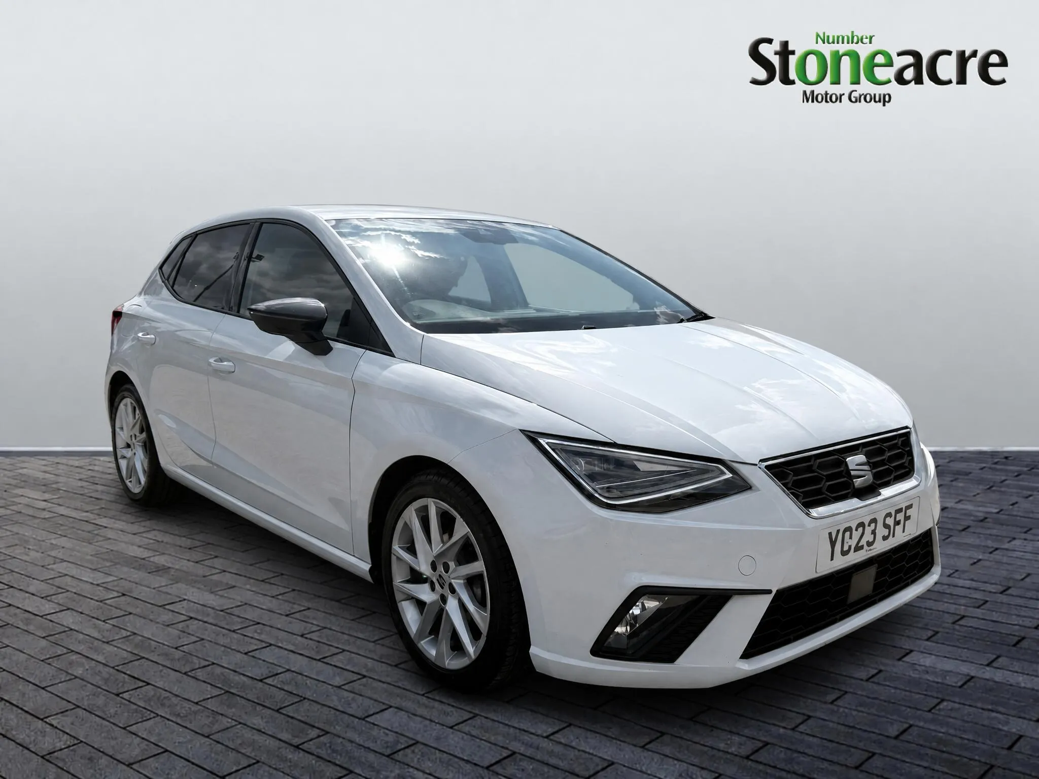 SEAT Ibiza listing photo