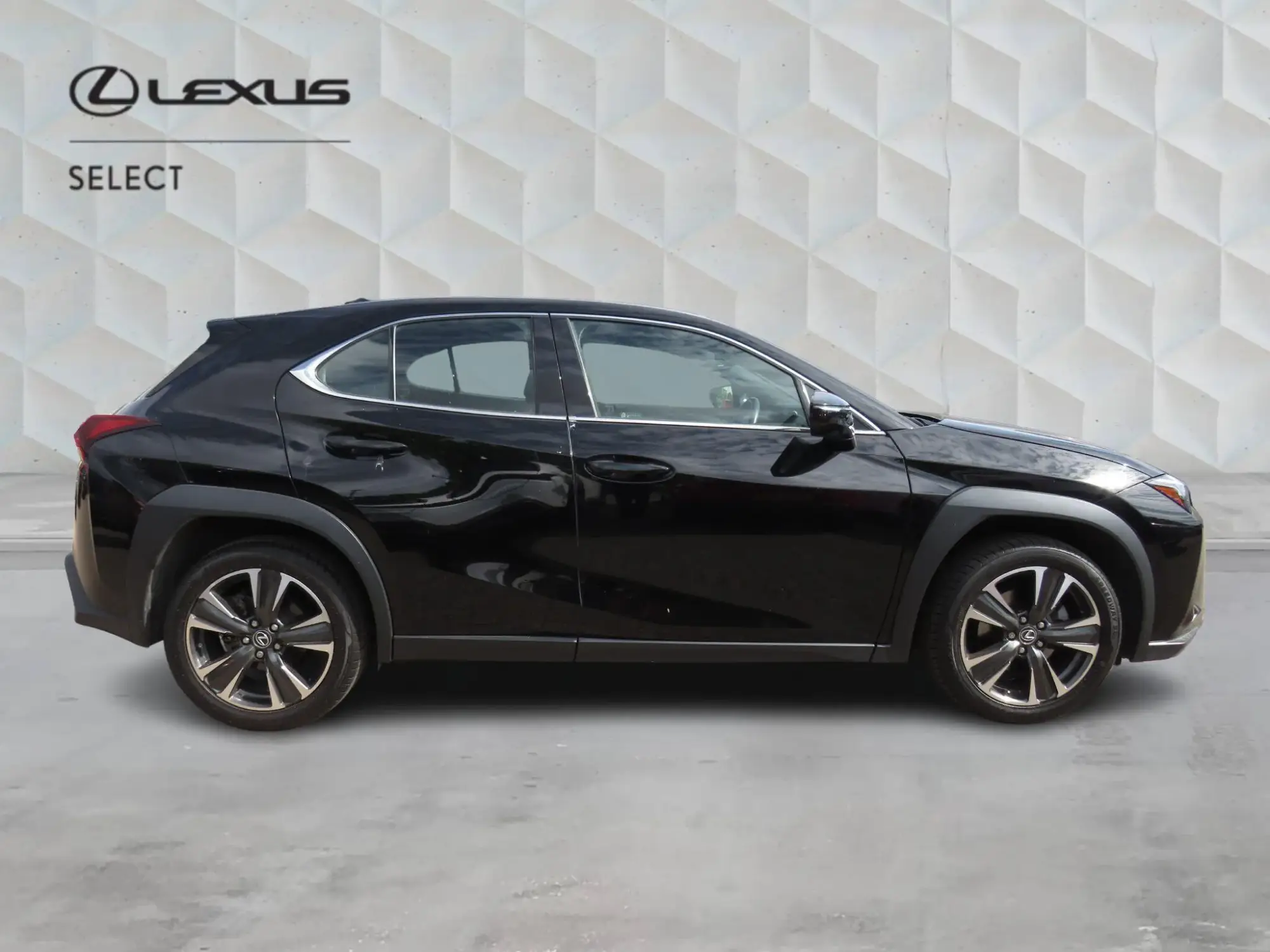 Lexus UX Self-Charging Hybrid 250h 2.0 5dr Premium Pack/Tech/Safety/Nav BF73VRK Image 2 Lexus UX Self-Charging Hybrid 250h 2.0 5dr Premium Pack/Tech/Safety/Nav BF73VRK Image 2