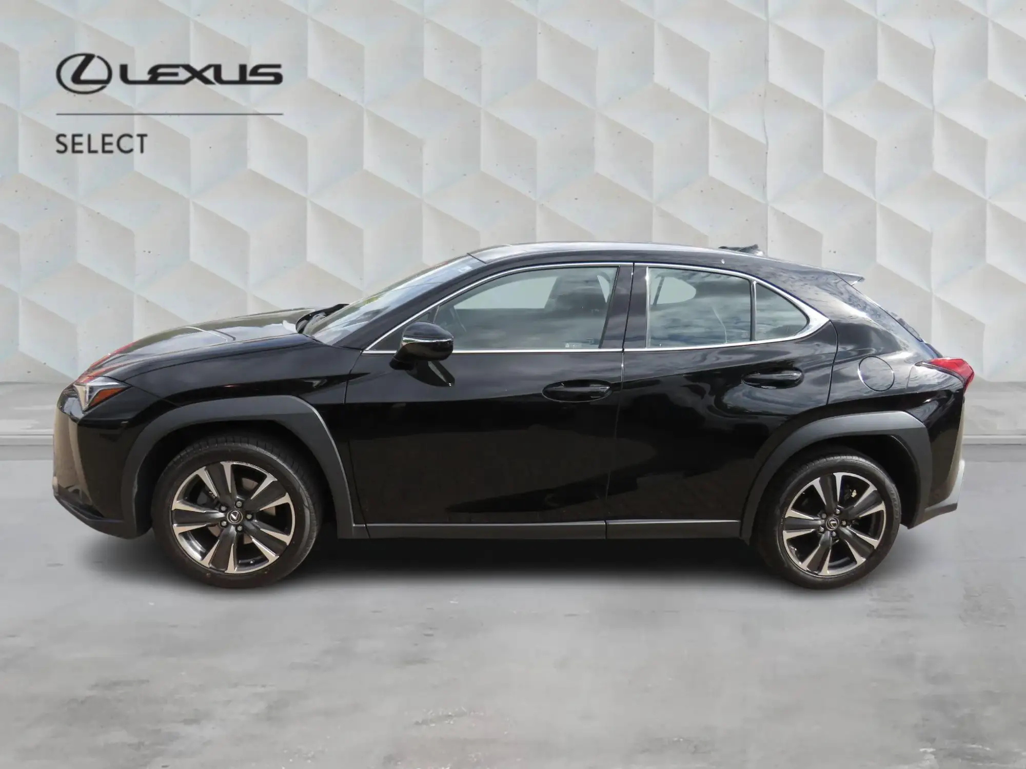 Lexus UX Self-Charging Hybrid Image 6 Lexus UX Self-Charging Hybrid Image 6