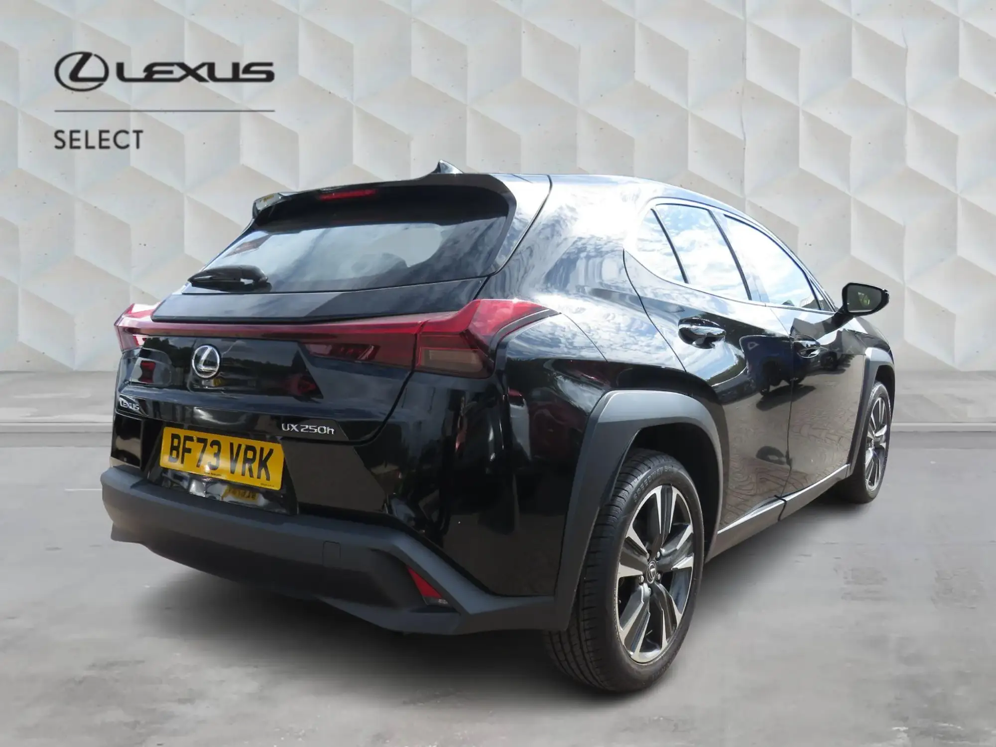 Lexus UX Self-Charging Hybrid 250h 2.0 5dr Premium Pack/Tech/Safety/Nav BF73VRK Image 3 Lexus UX Self-Charging Hybrid 250h 2.0 5dr Premium Pack/Tech/Safety/Nav BF73VRK Image 3