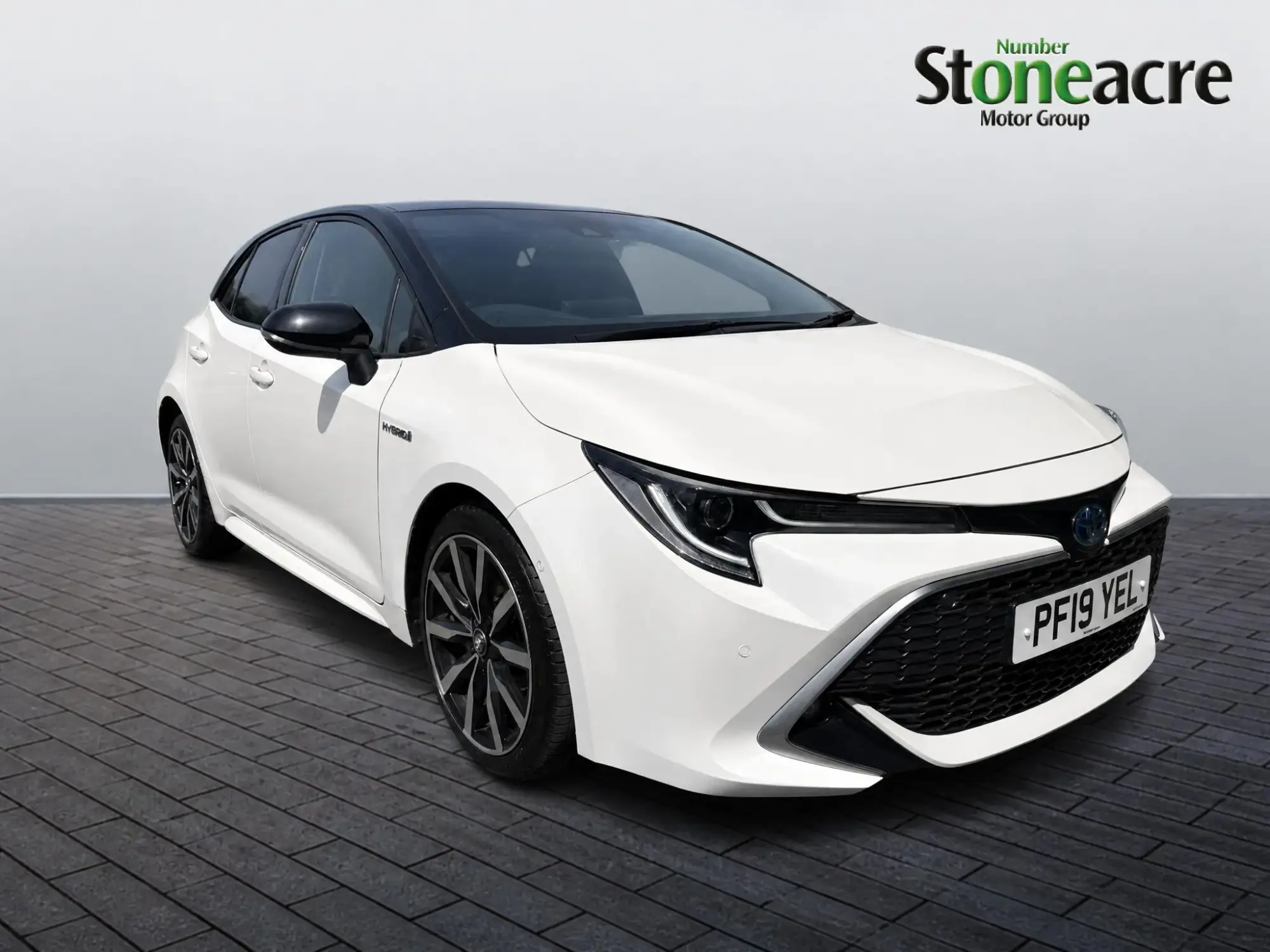 Toyota Corolla Hatchback 1.8 VVT-i Hybrid Excel 5dr CVT PF19YEL Image 1 Toyota Corolla Hatchback 1.8 VVT-i Hybrid Excel 5dr CVT PF19YEL Image 1
